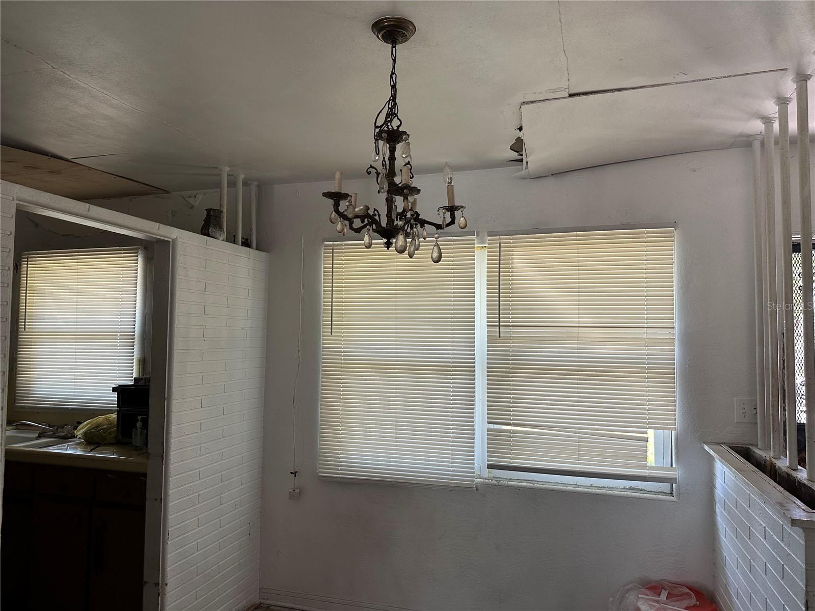 Image 3 of 16 For 5598 5th Way S