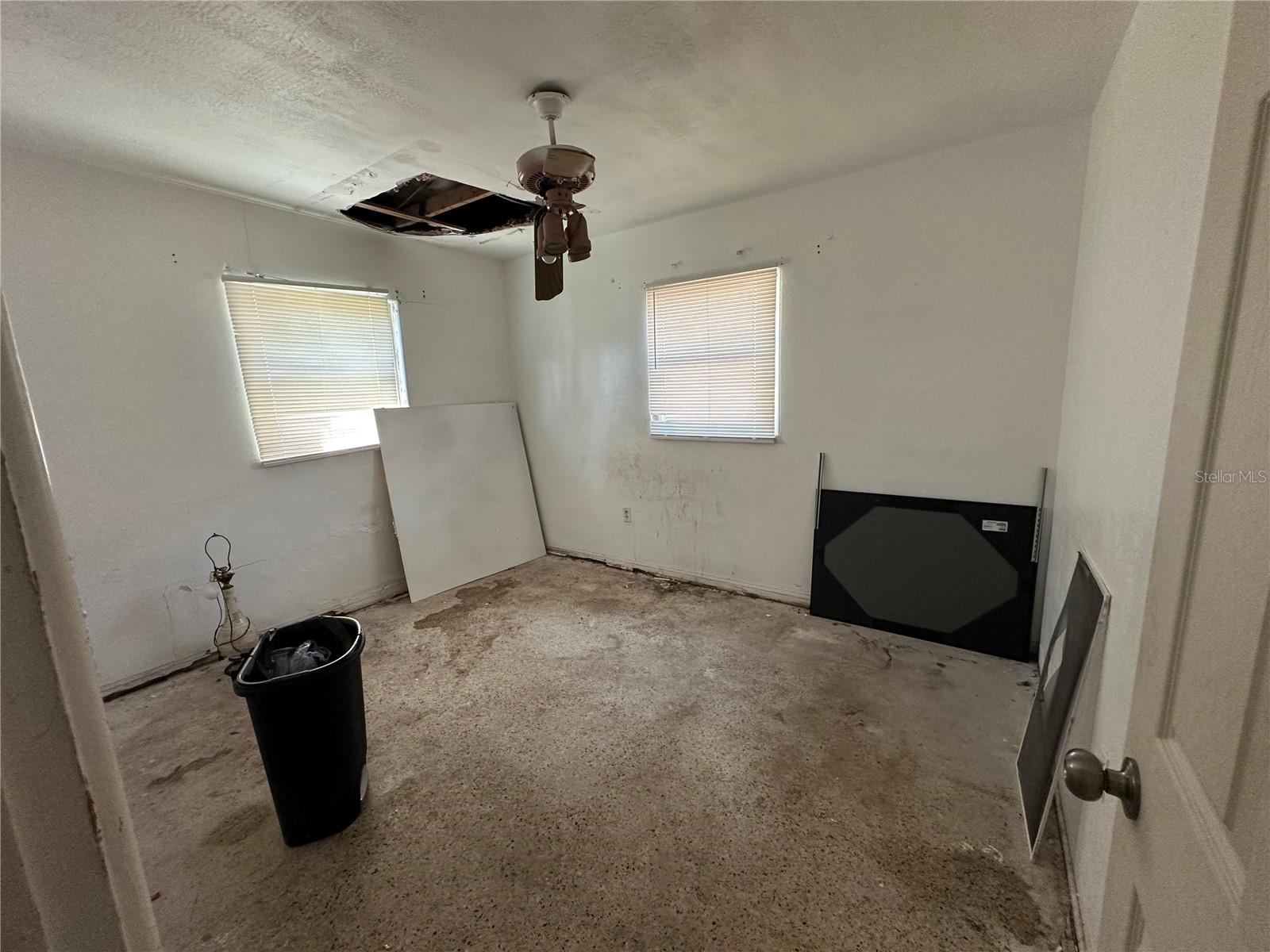 Image 9 of 16 For 5598 5th Way S