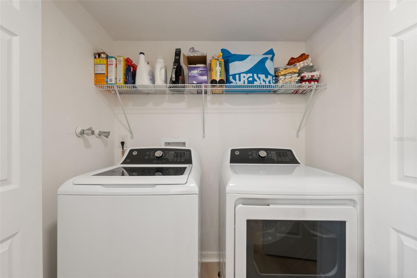 Image 15 of 49 For 1325 Abbey Crescent Lane