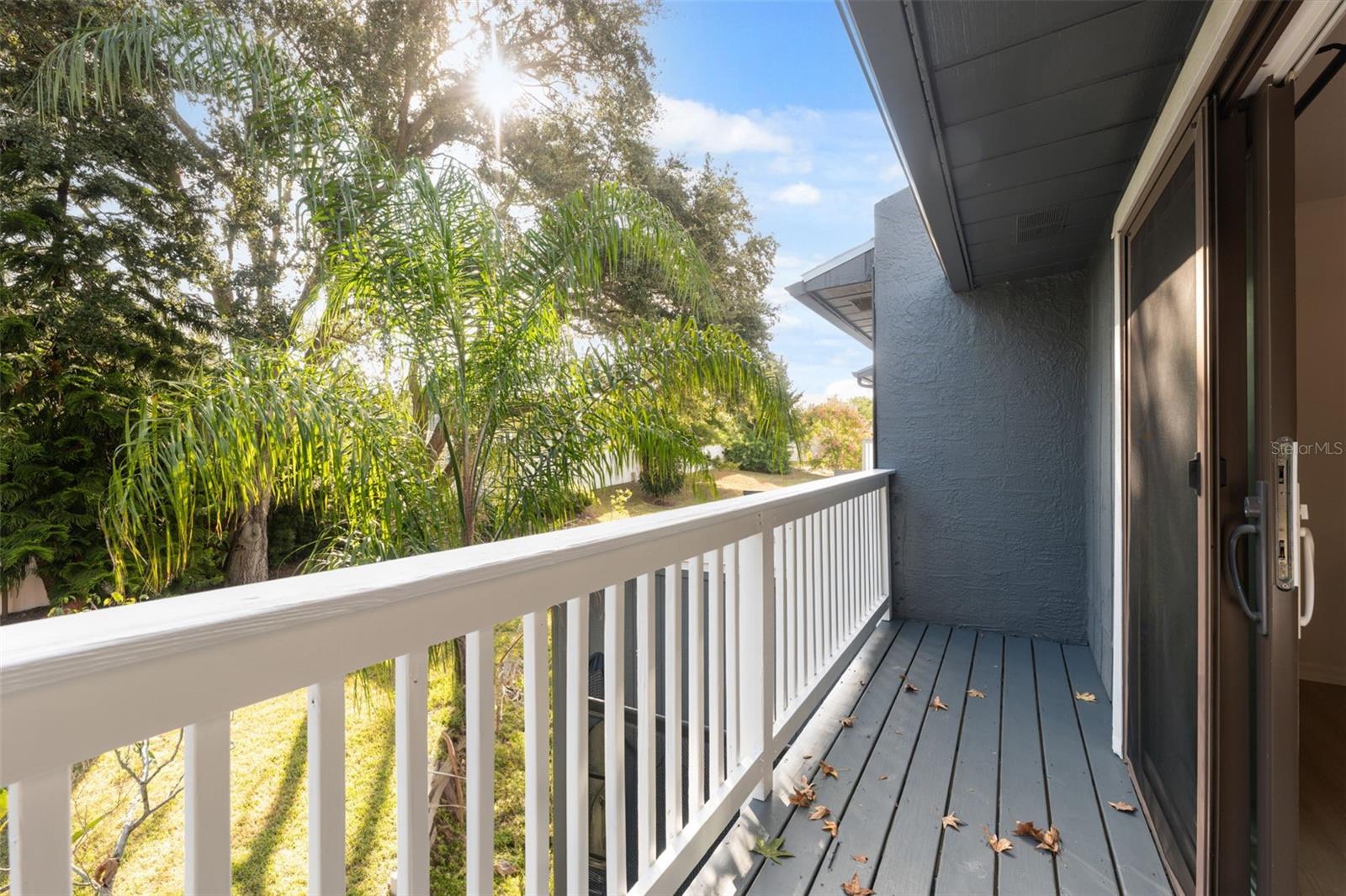 Image 23 of 49 For 1325 Abbey Crescent Lane