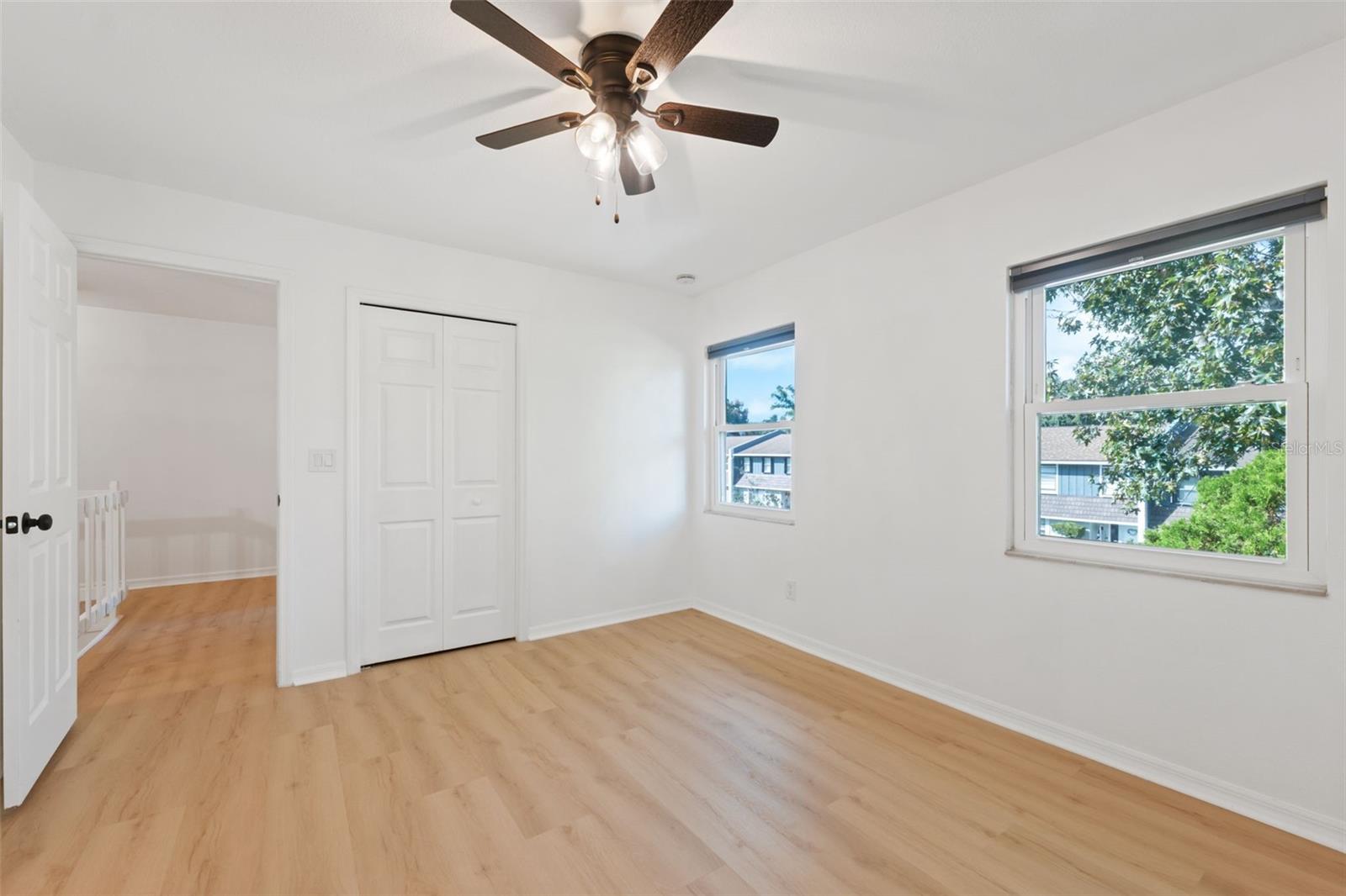 Image 29 of 49 For 1325 Abbey Crescent Lane