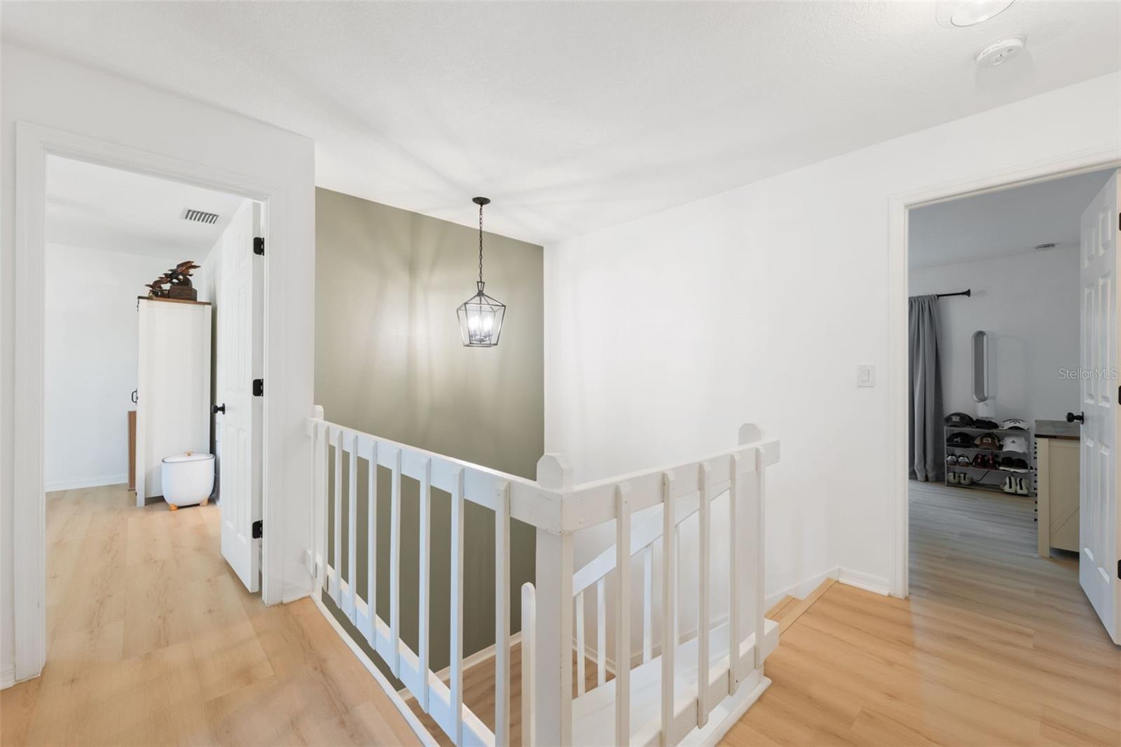 Image 30 of 49 For 1325 Abbey Crescent Lane