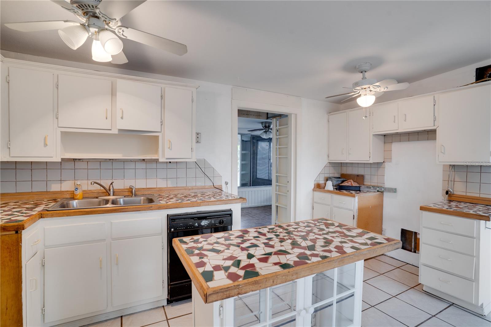 Image 10 of 31 For 12036 105th Street N