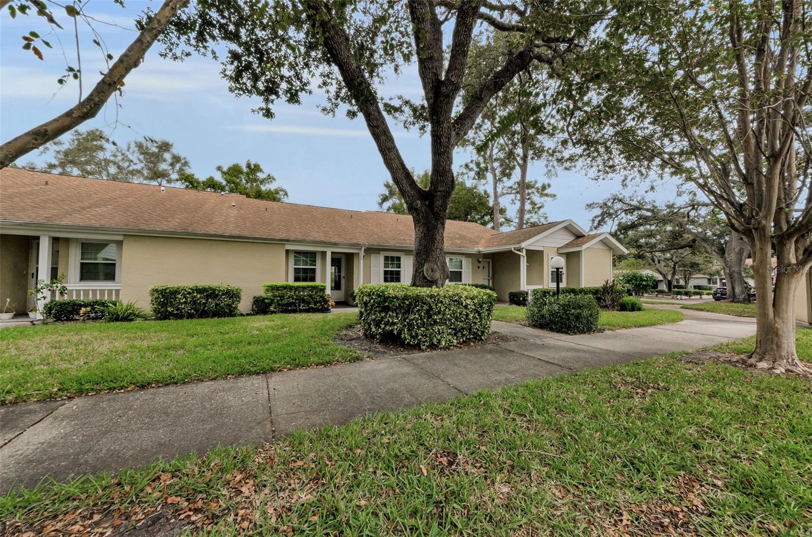 Image 28 of 30 For 1460 Oak Hill Drive 103