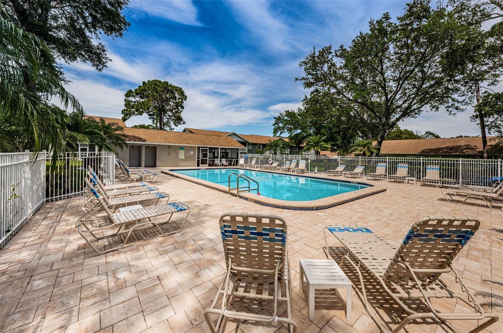 Image 29 of 30 For 1460 Oak Hill Drive 103