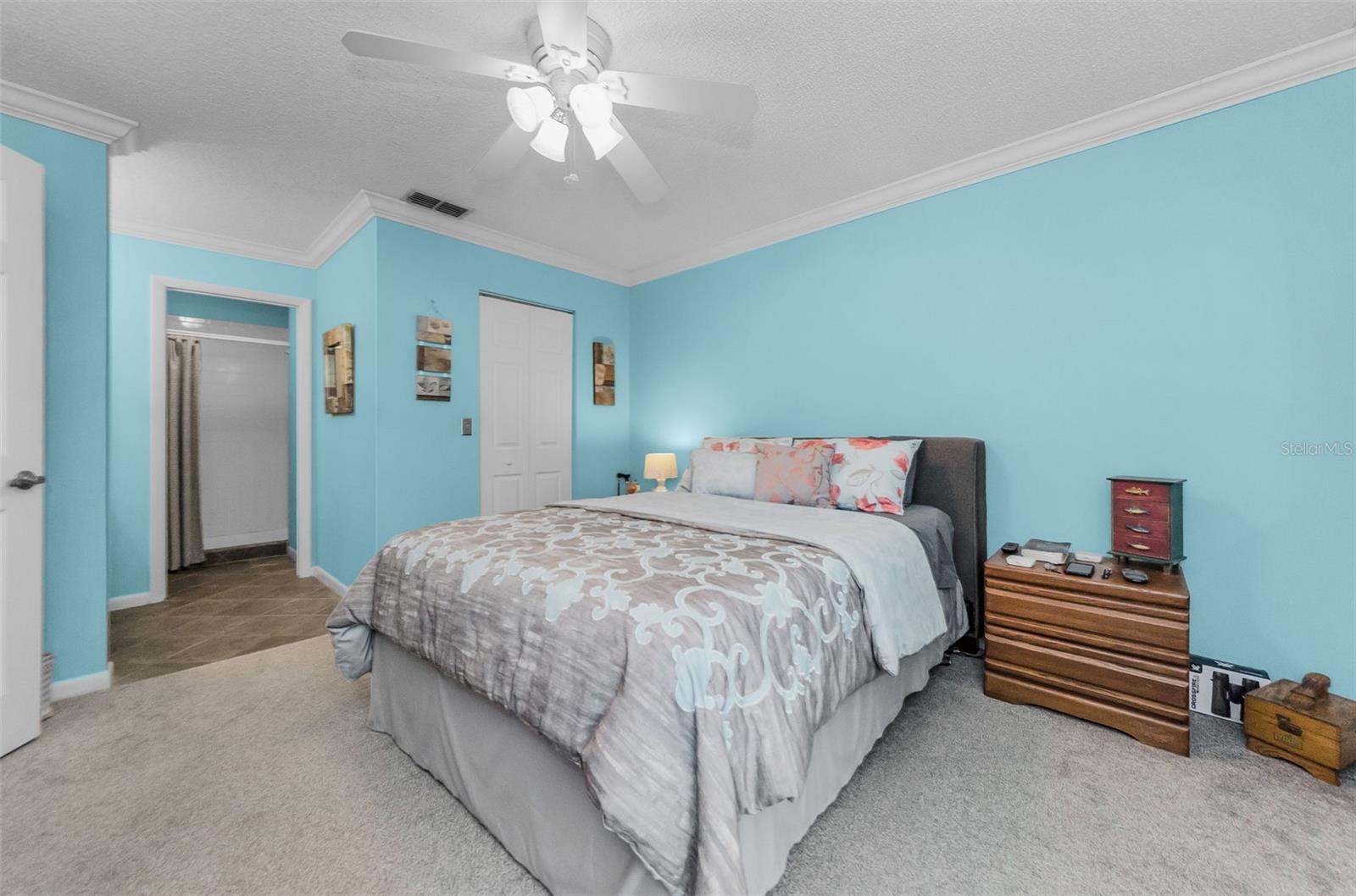 Image 8 of 30 For 1460 Oak Hill Drive 103