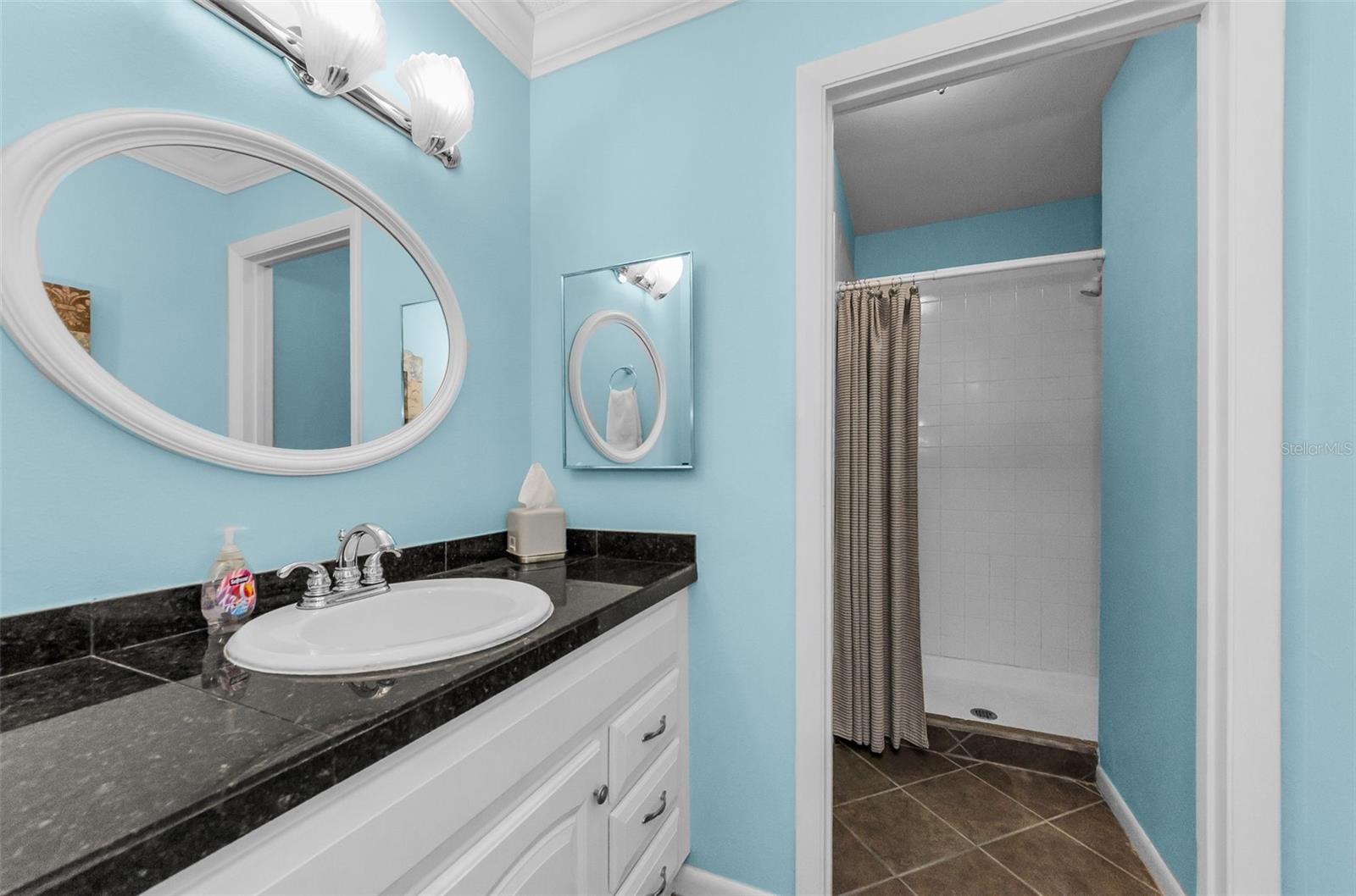 Image 9 of 30 For 1460 Oak Hill Drive 103