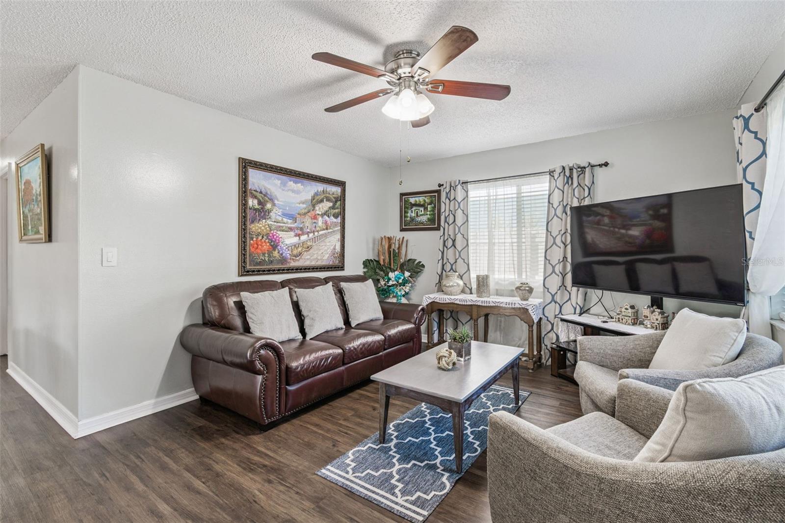 Image 11 of 77 For 6500 69th Avenue N