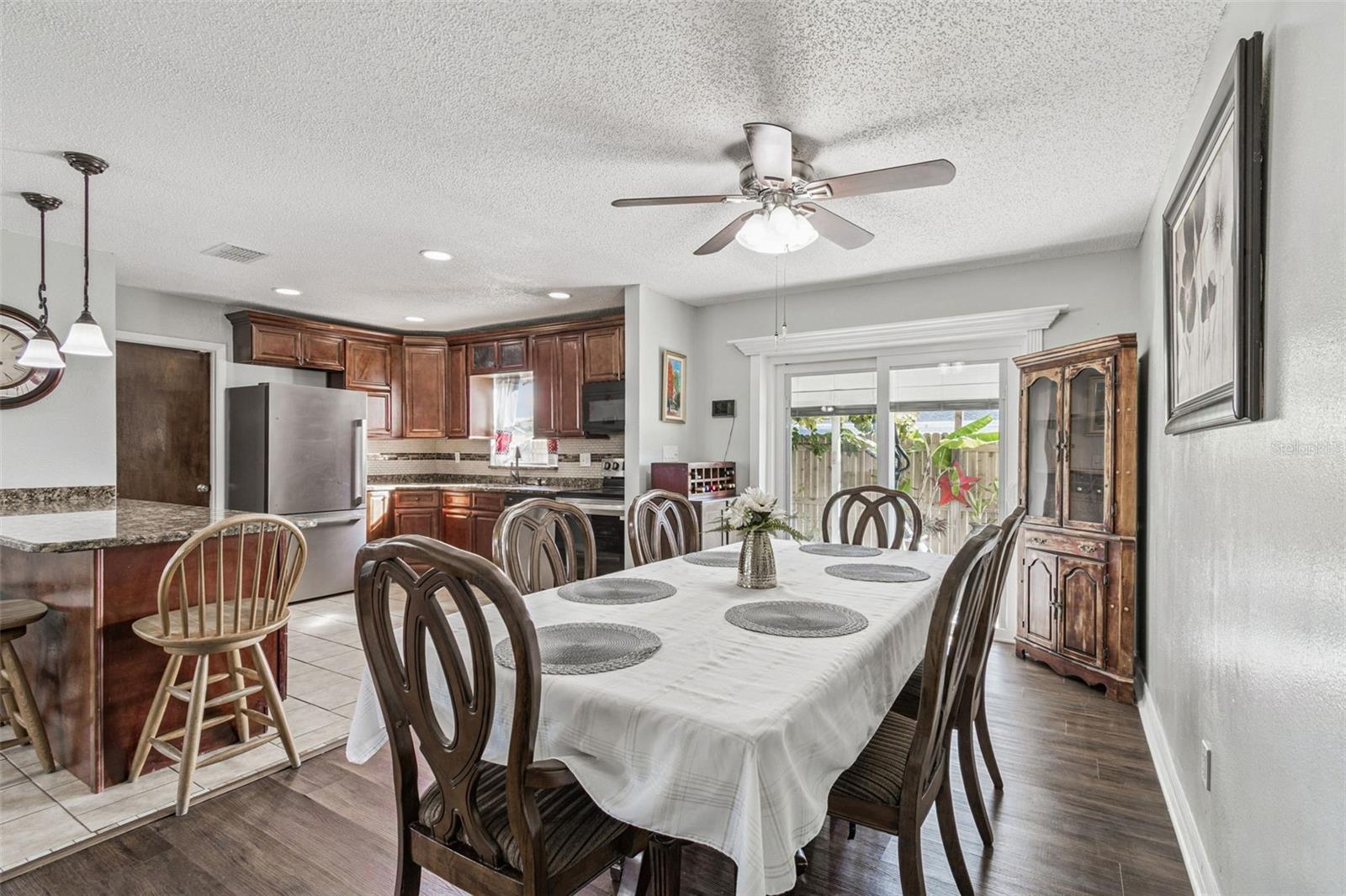 Image 19 of 77 For 6500 69th Avenue N