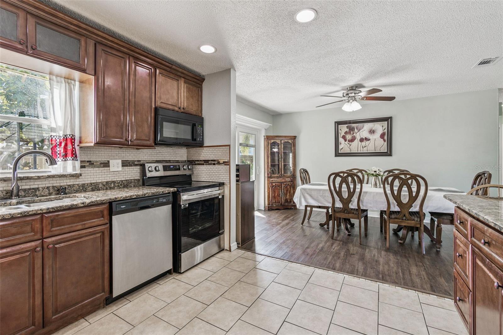 Image 25 of 77 For 6500 69th Avenue N