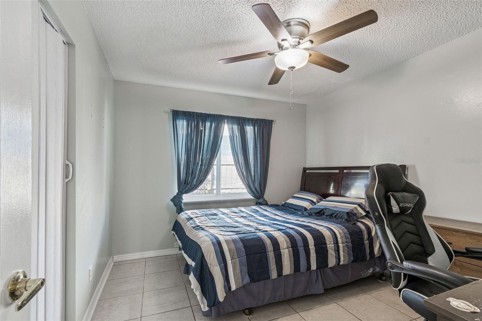 Image 30 of 77 For 6500 69th Avenue N