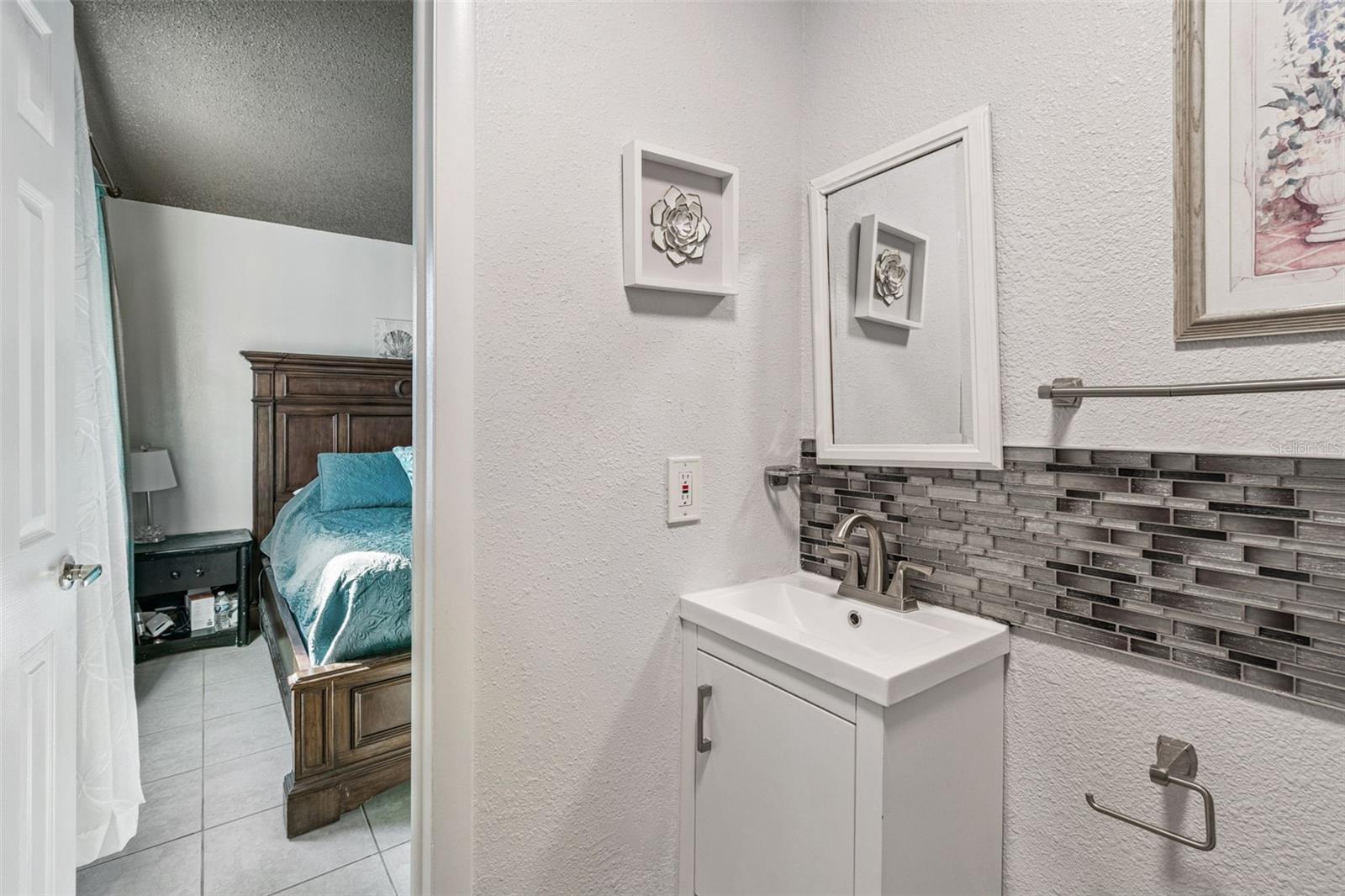 Image 42 of 77 For 6500 69th Avenue N