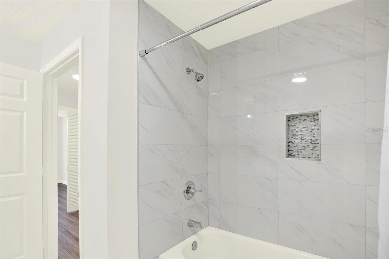 Image 14 of 33 For 501 Knights Run Avenue 1133