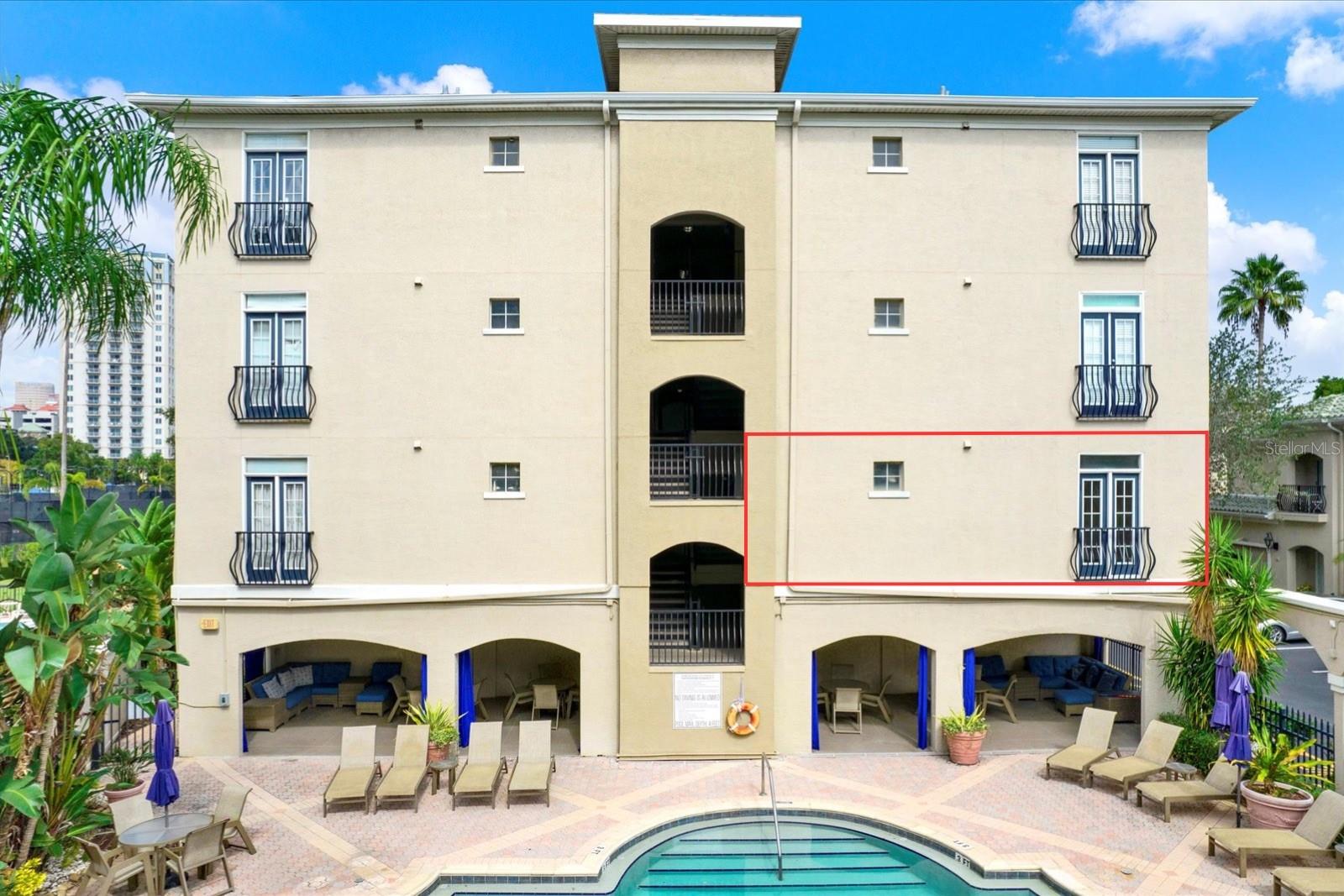 Image 17 of 33 For 501 Knights Run Avenue 1133