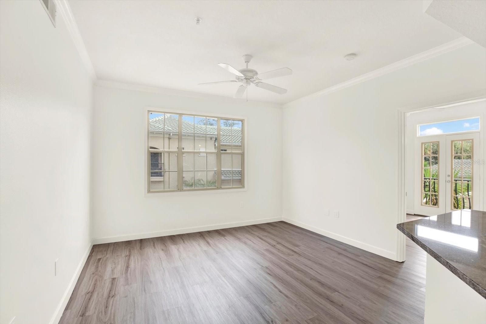 Image 5 of 33 For 501 Knights Run Avenue 1133