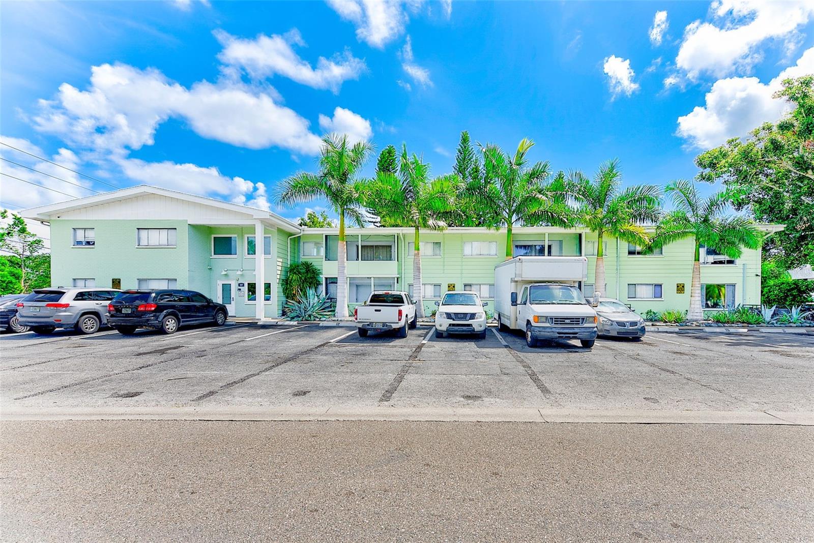 Image 30 of 31 For 1329 Drew Street 5