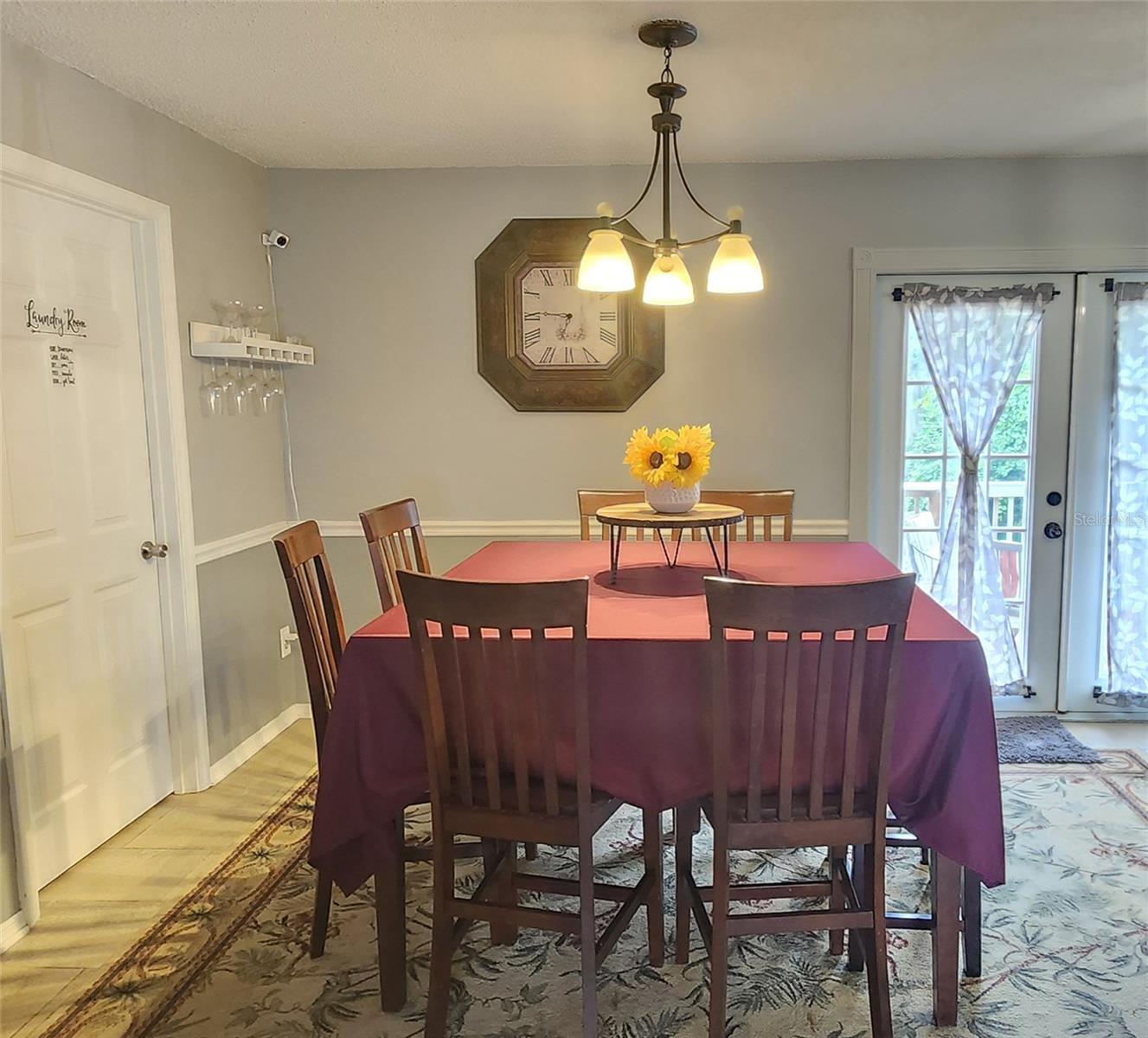 Image 4 of 9 For 341 Lansdowne Avenue