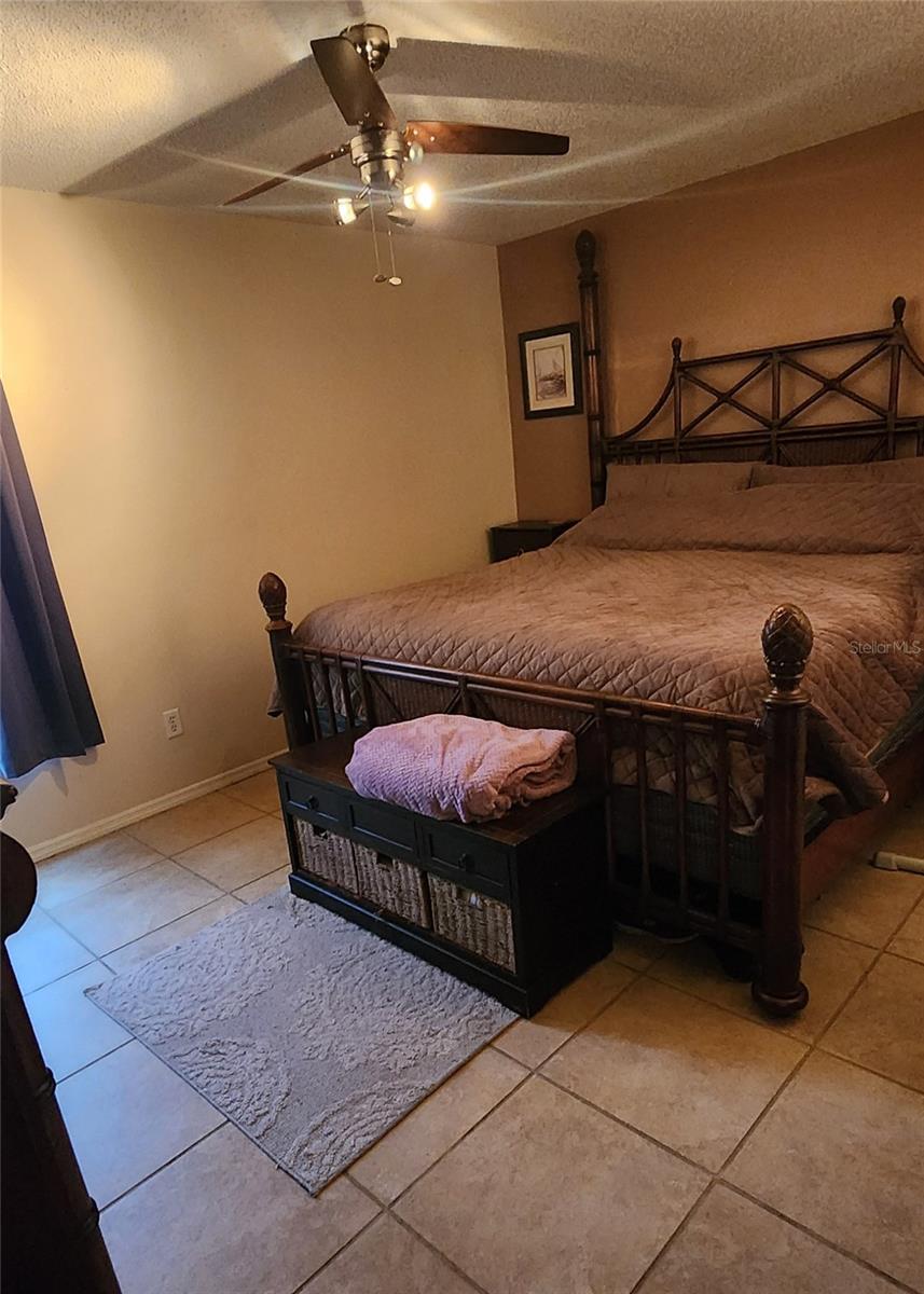 Image 9 of 9 For 341 Lansdowne Avenue