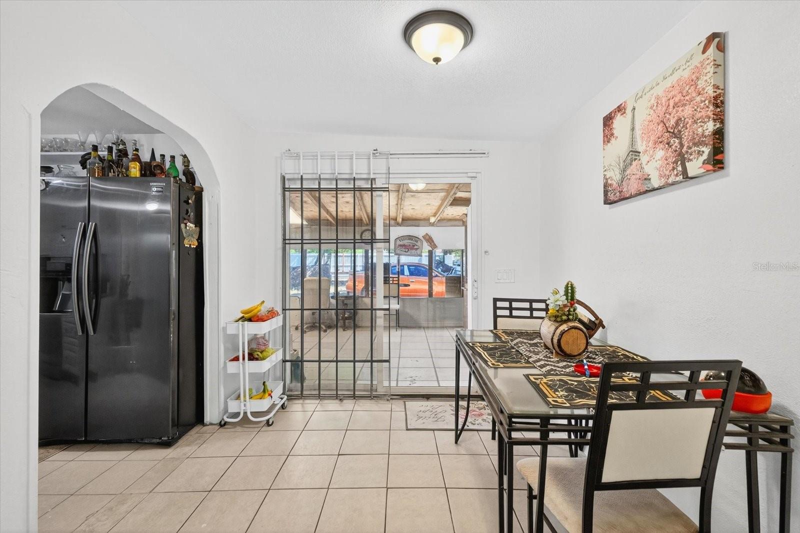 Image 12 of 41 For 2839 19th Street W