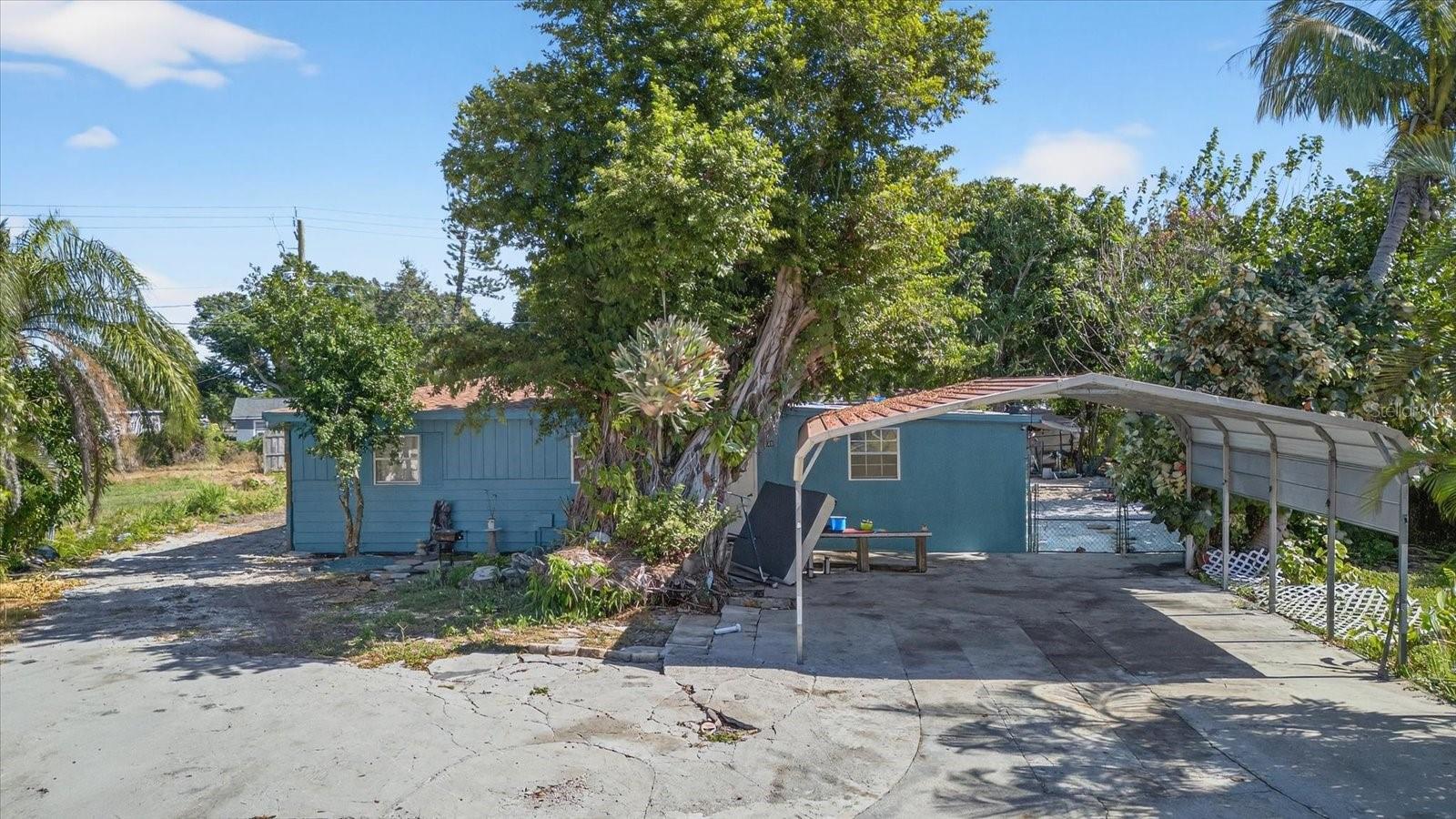 Image 29 of 41 For 2839 19th Street W