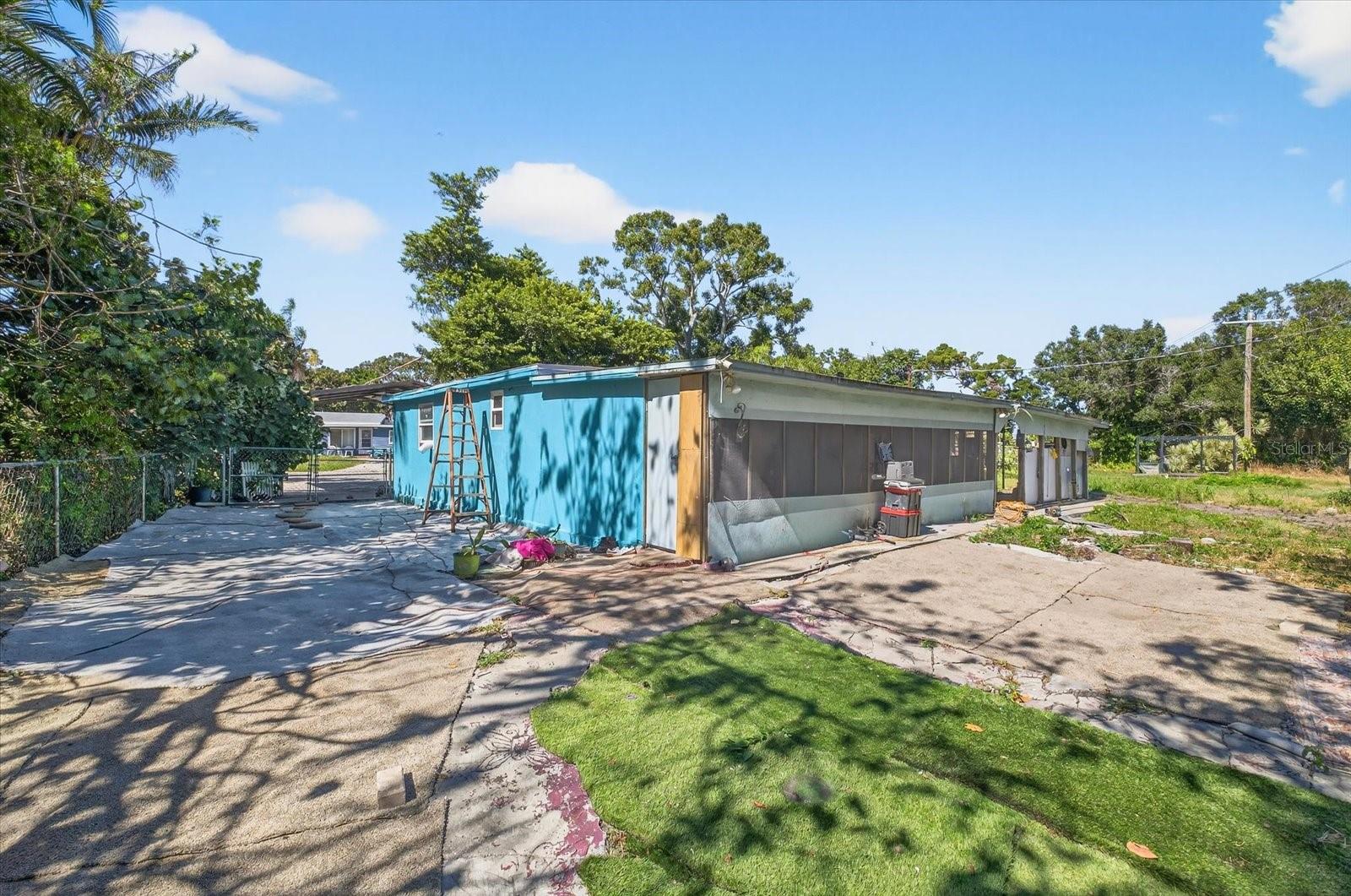 Image 33 of 41 For 2839 19th Street W