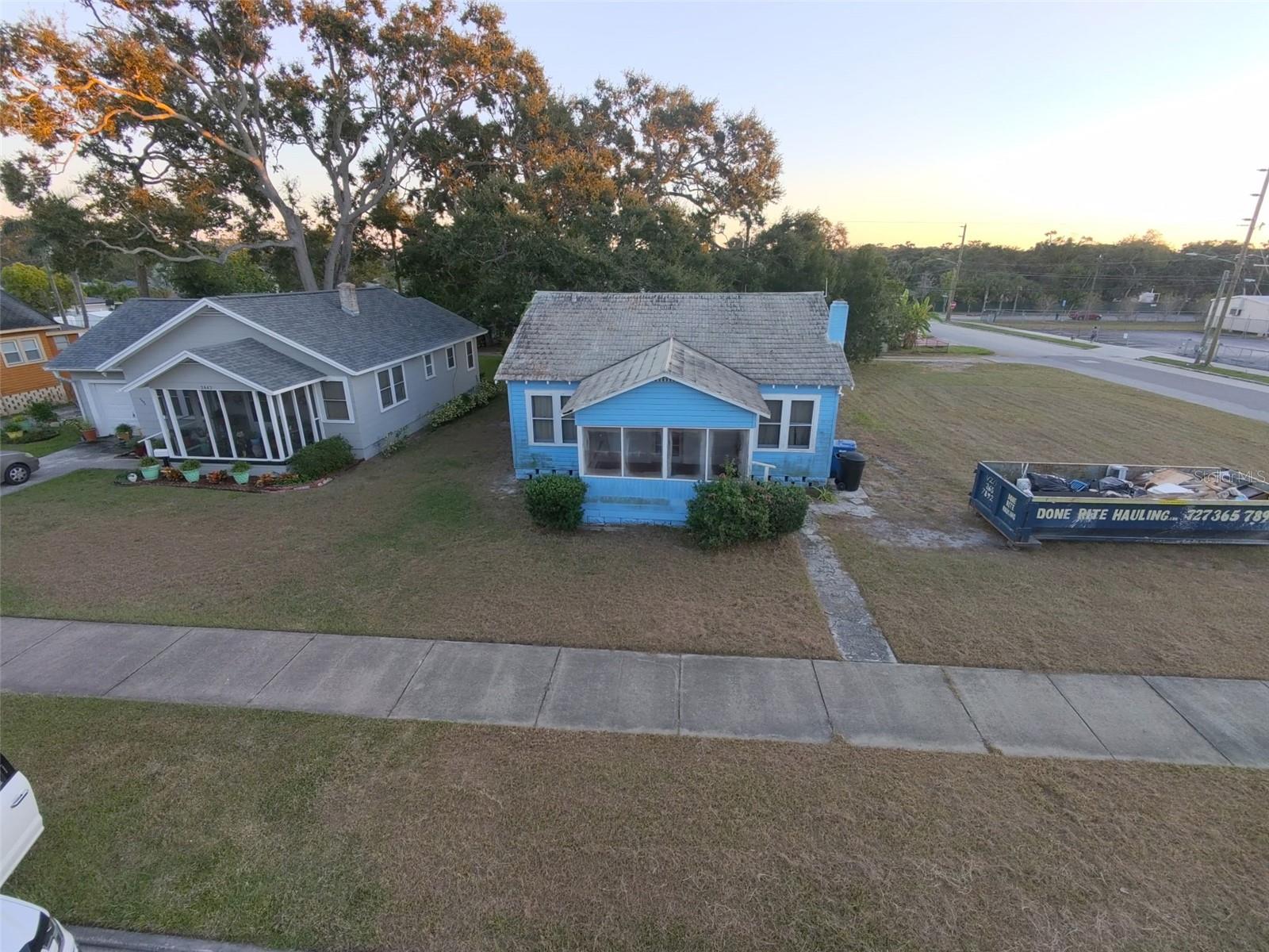 Image 7 of 8 For 2456 25th Avenue S