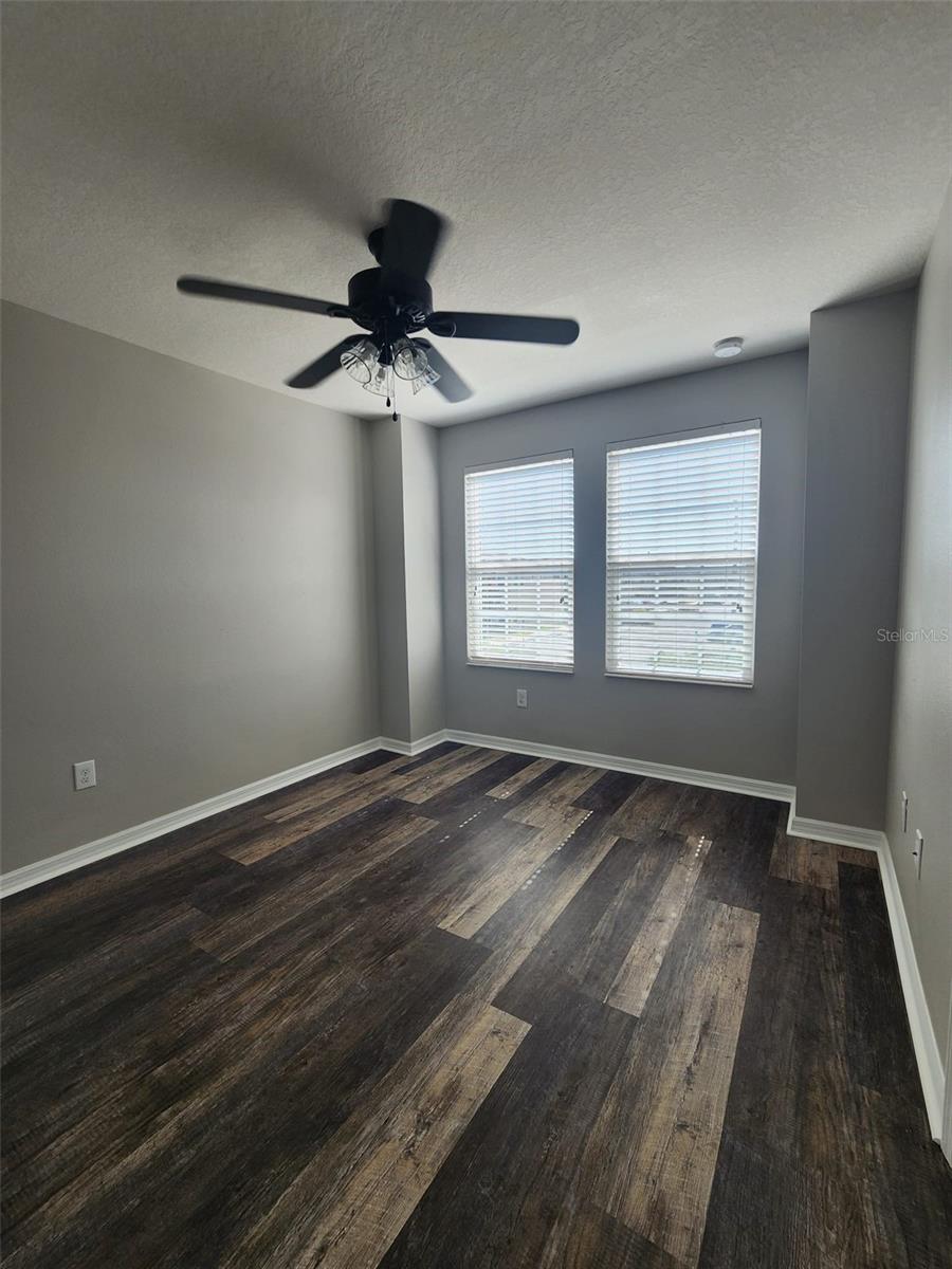 Image 16 of 21 For 7010 Spotted Deer Place