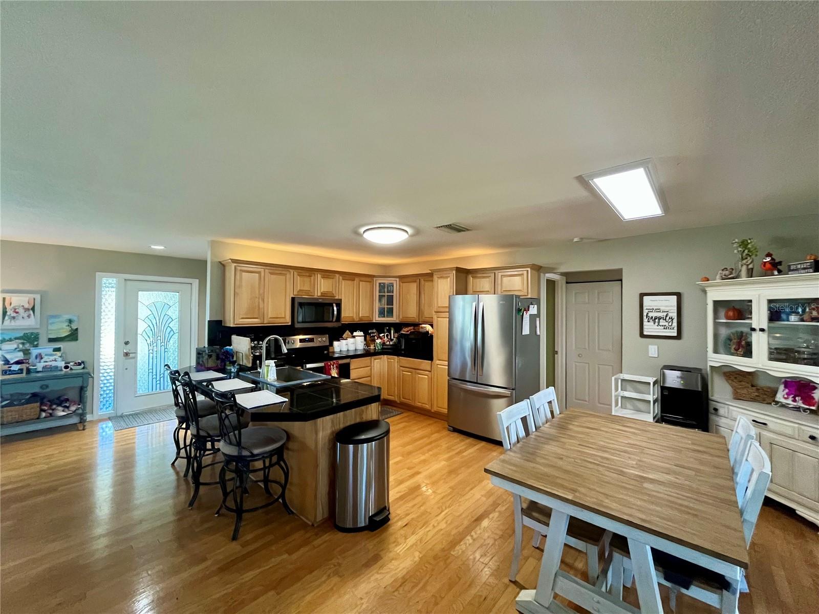 Image 13 of 26 For 2332 Hawthorne Drive