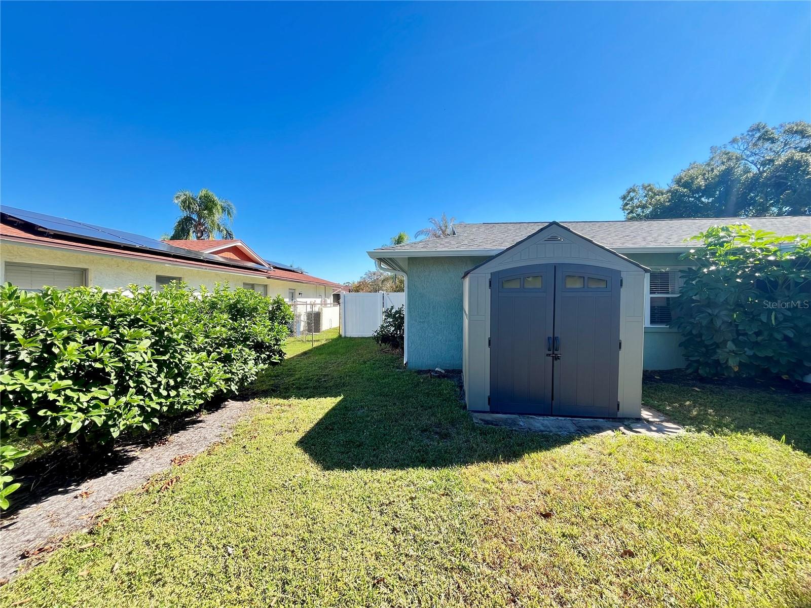 Image 22 of 26 For 2332 Hawthorne Drive