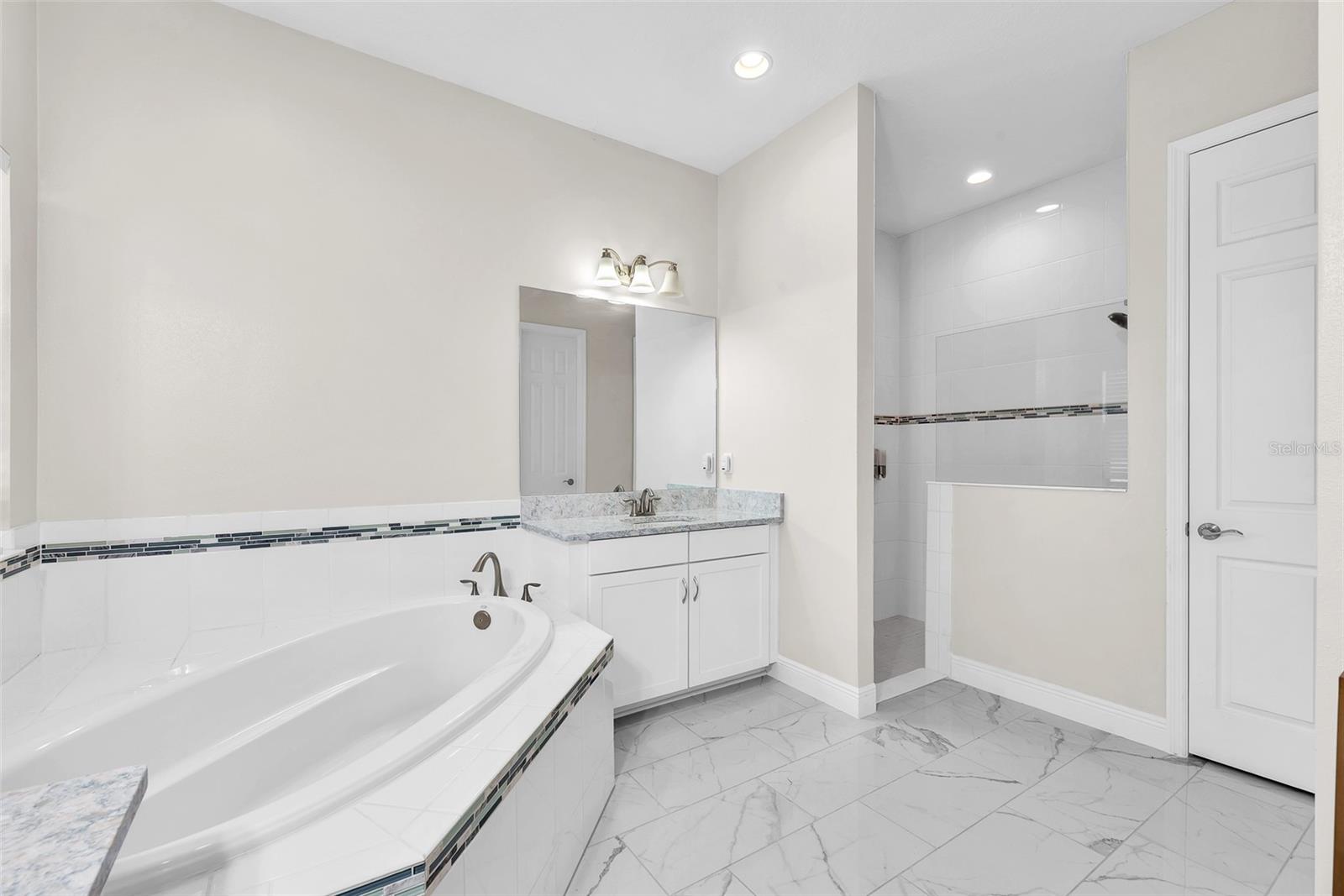 Image 13 of 31 For 11305 Hawks Fern Drive