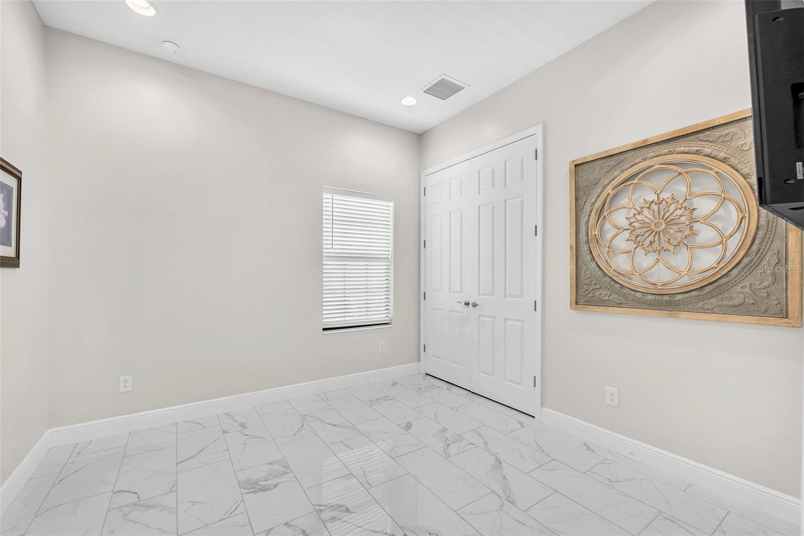 Image 19 of 31 For 11305 Hawks Fern Drive