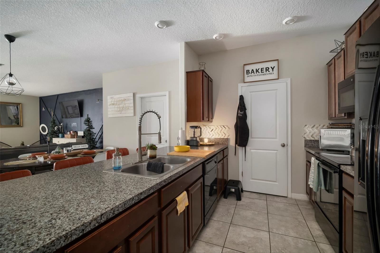 Image 13 of 46 For 10523 Lake Montauk Drive