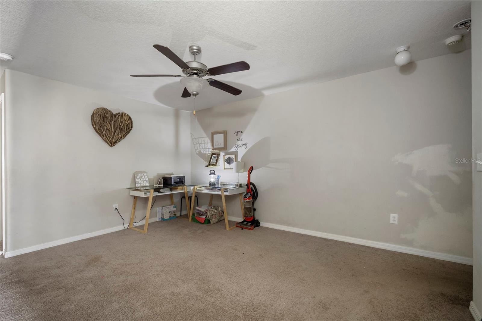 Image 21 of 46 For 10523 Lake Montauk Drive