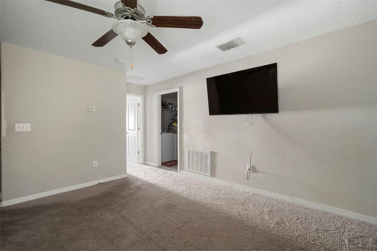 Image 22 of 46 For 10523 Lake Montauk Drive