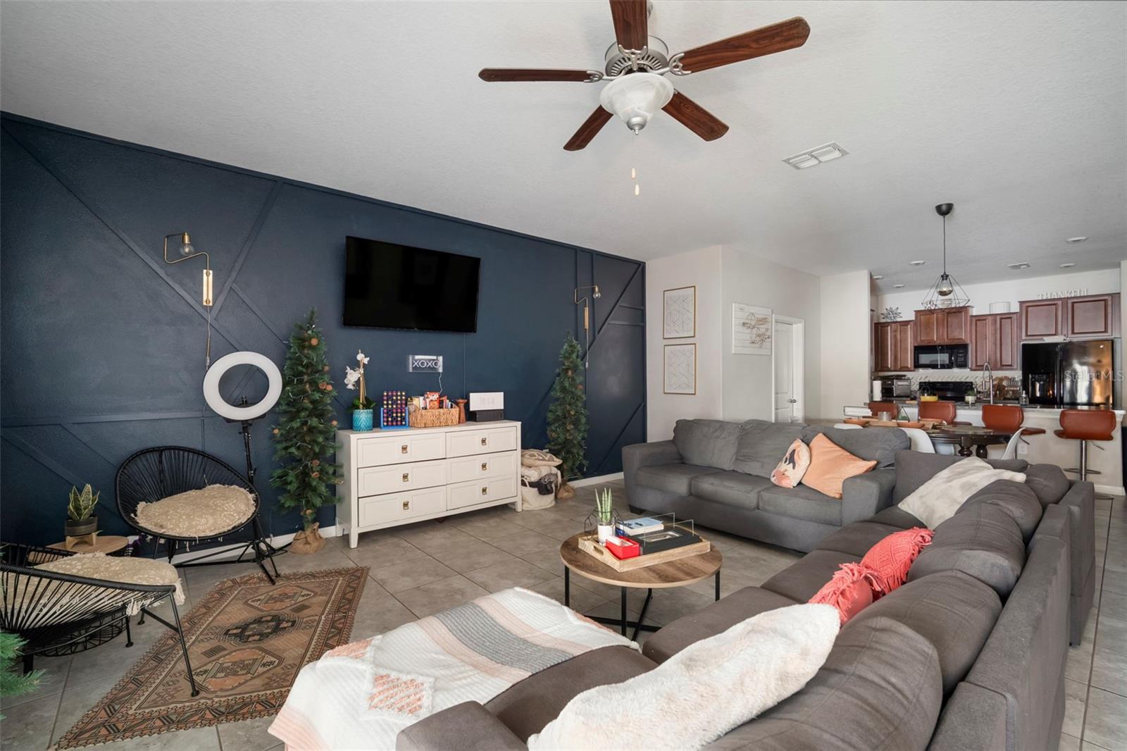 Image 8 of 46 For 10523 Lake Montauk Drive