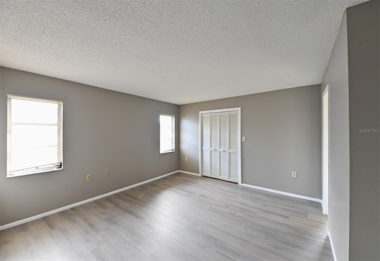 Image 19 of 29 For 8012 Embassy Boulevard