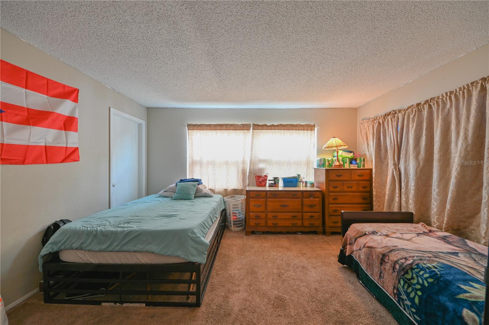 Image 24 of 29 For 8012 Embassy Boulevard