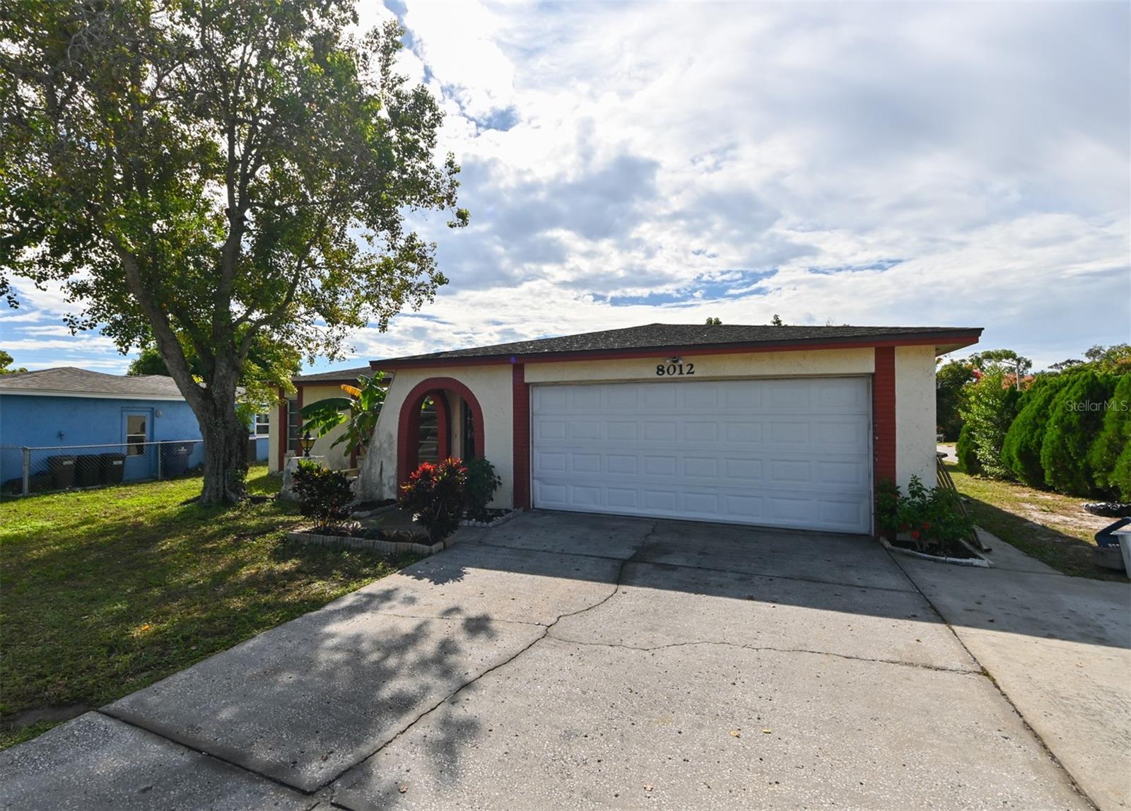 Image 28 of 29 For 8012 Embassy Boulevard