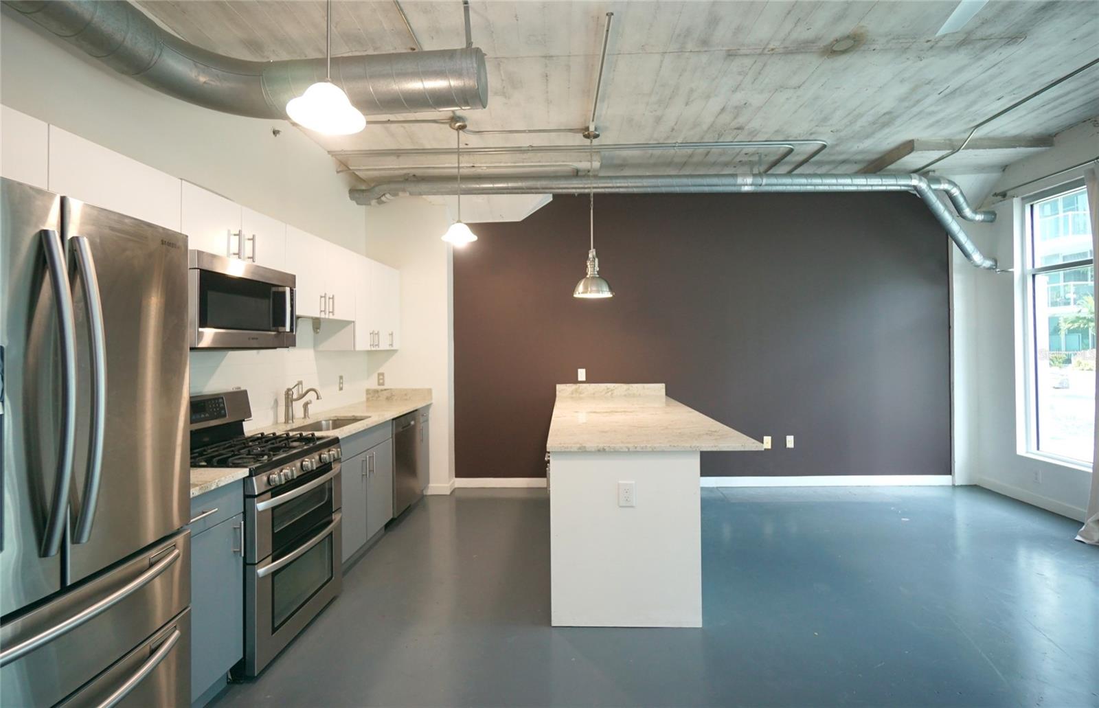 Image 7 of 16 For 101 12th Street 306