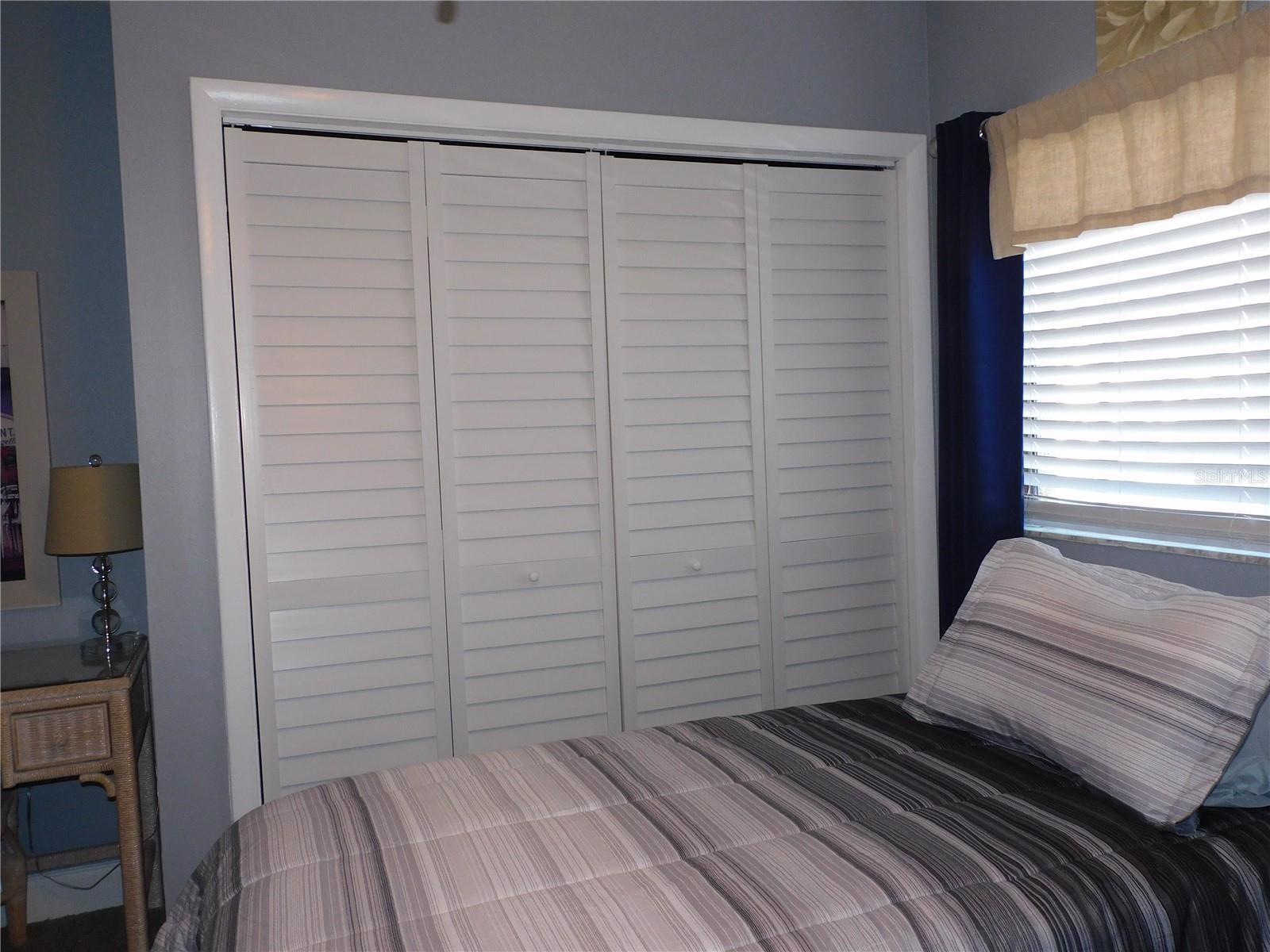 Image 18 of 22 For 860 Village Drive N 101