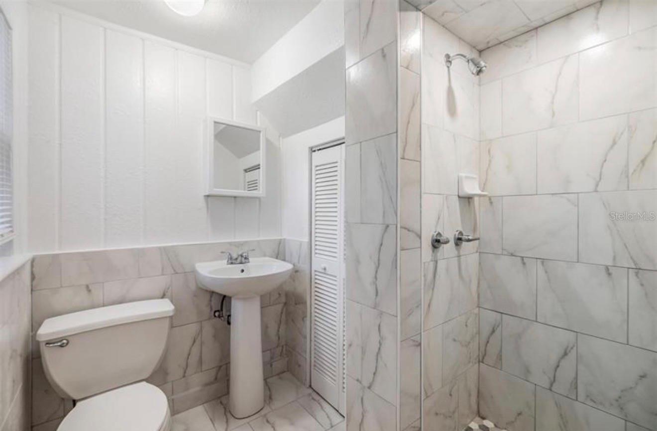 Image 8 of 8 For 2914 10th Street C