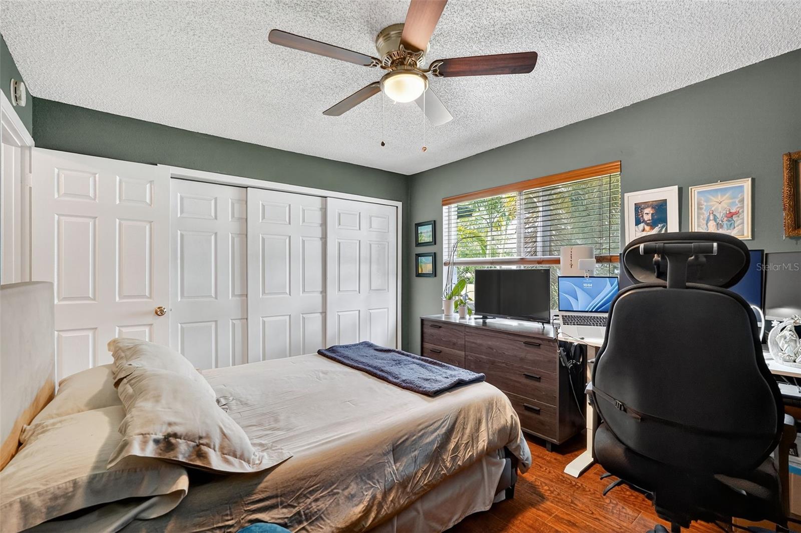 Image 13 of 21 For 1813 Bough Avenue A