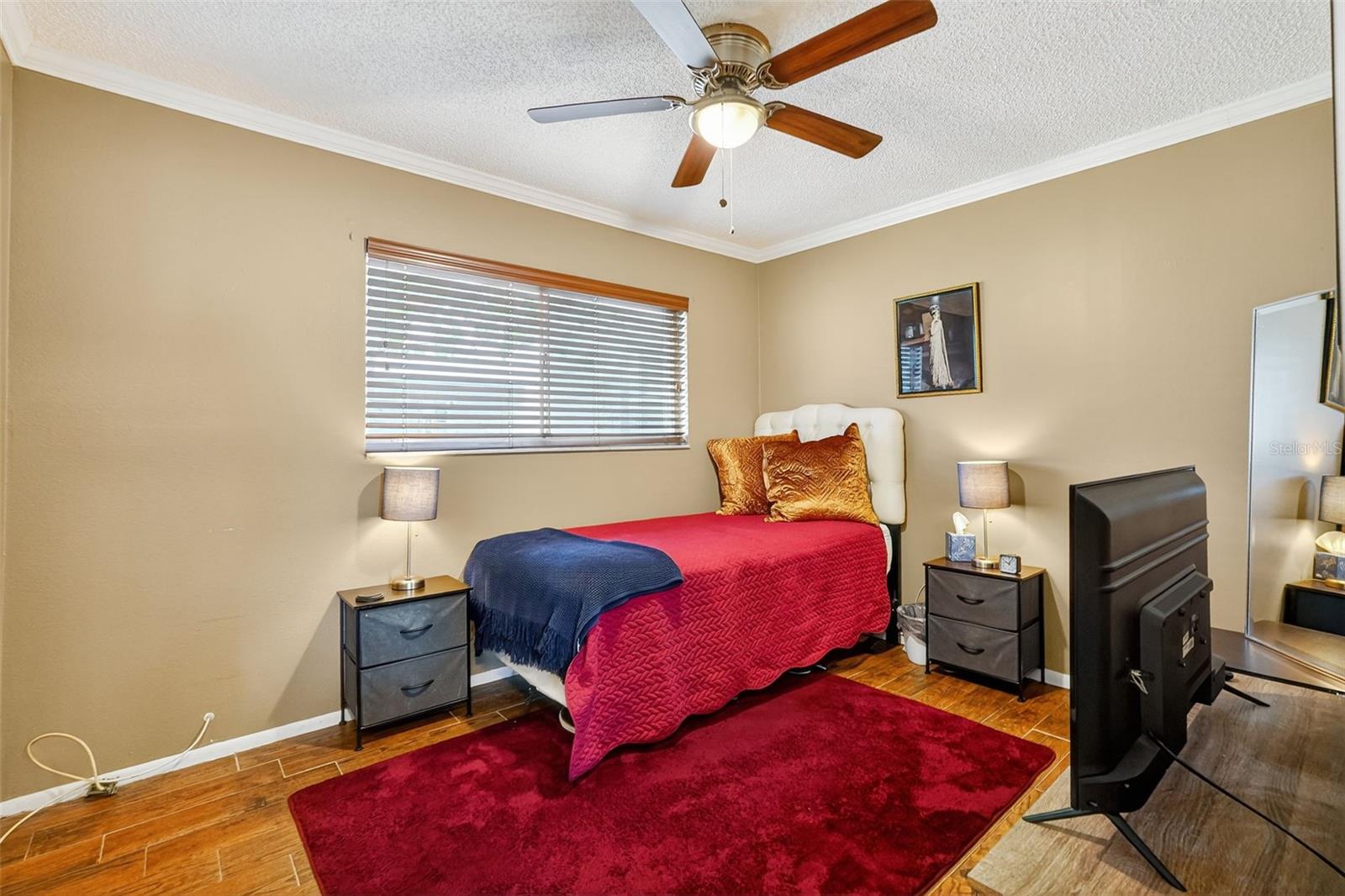 Image 14 of 21 For 1813 Bough Avenue A