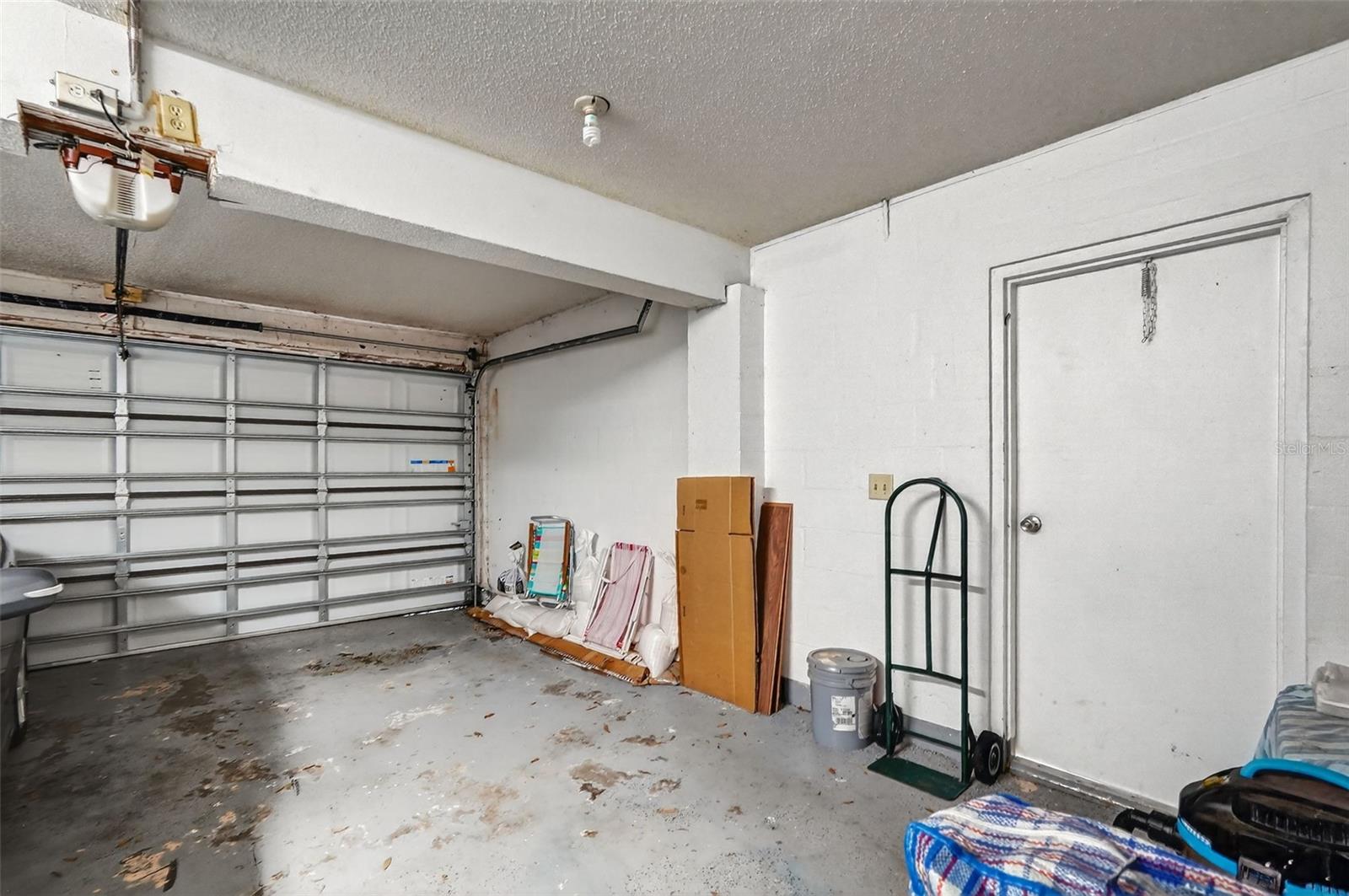 Image 19 of 21 For 1813 Bough Avenue A