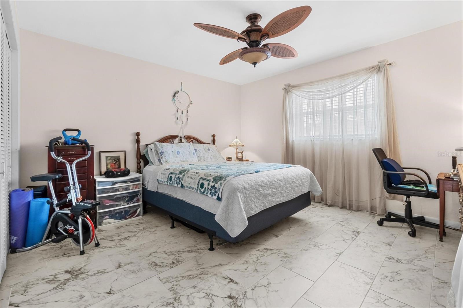 Image 18 of 23 For 610 Indian Rocks Road N 103