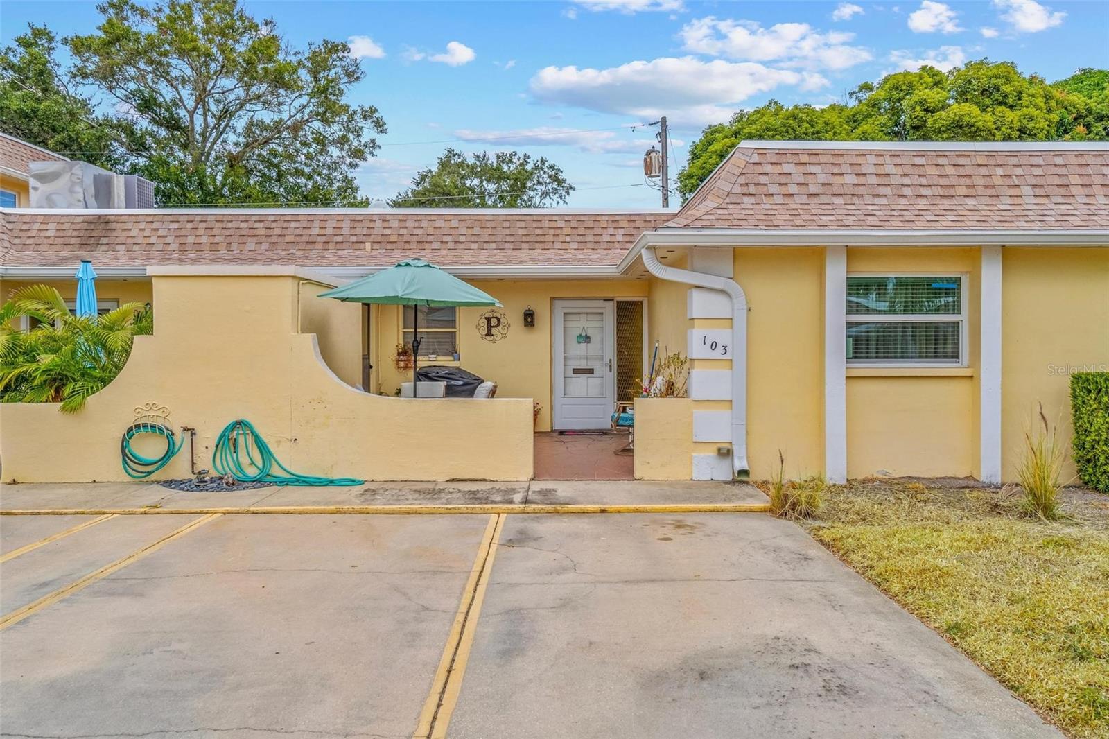 Image 2 of 23 For 610 Indian Rocks Road N 103