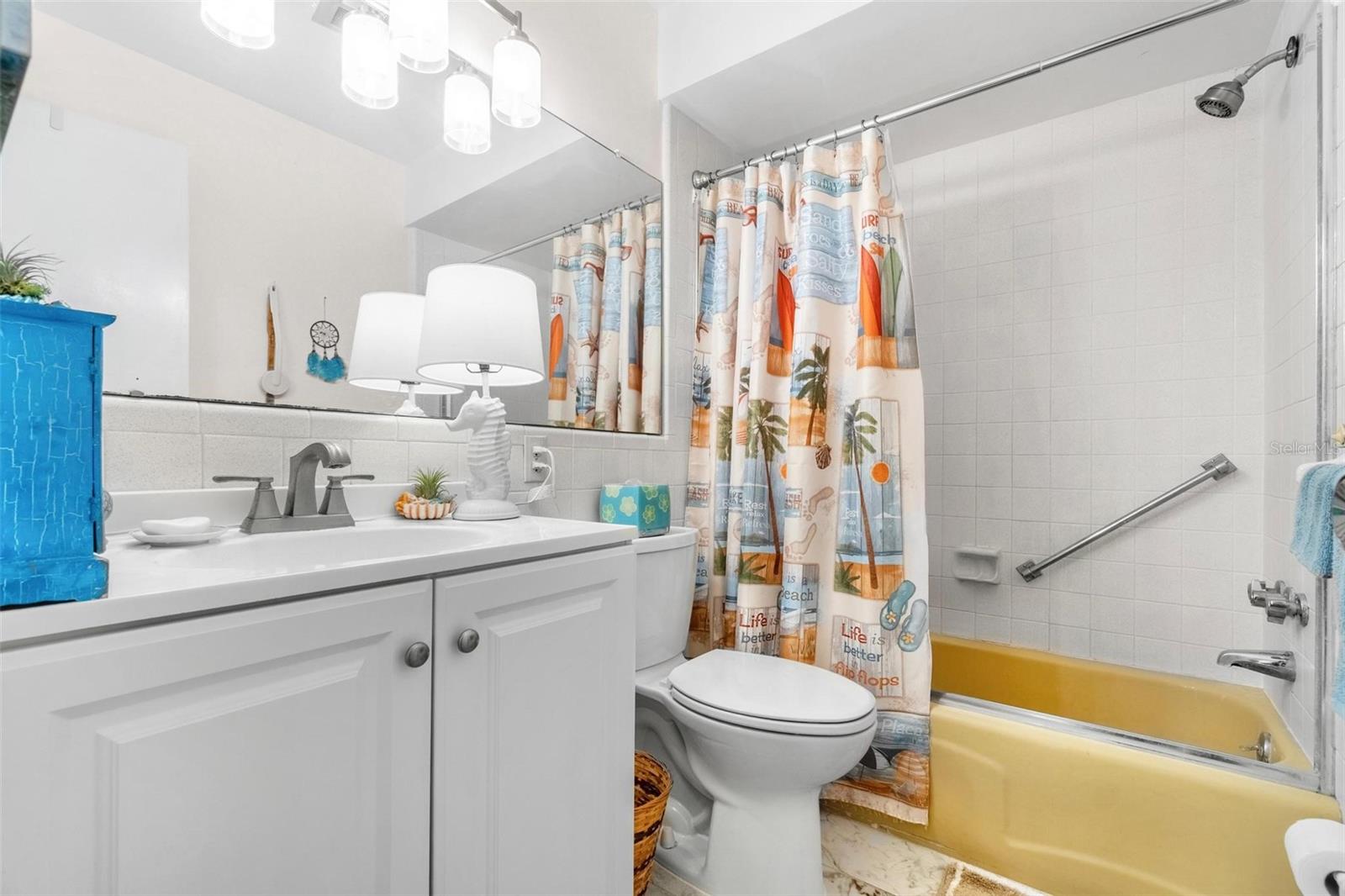 Image 20 of 23 For 610 Indian Rocks Road N 103