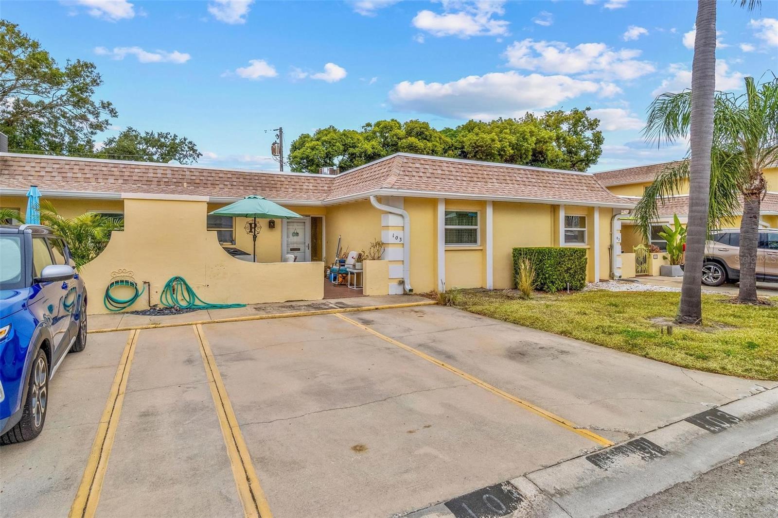 Image 3 of 23 For 610 Indian Rocks Road N 103