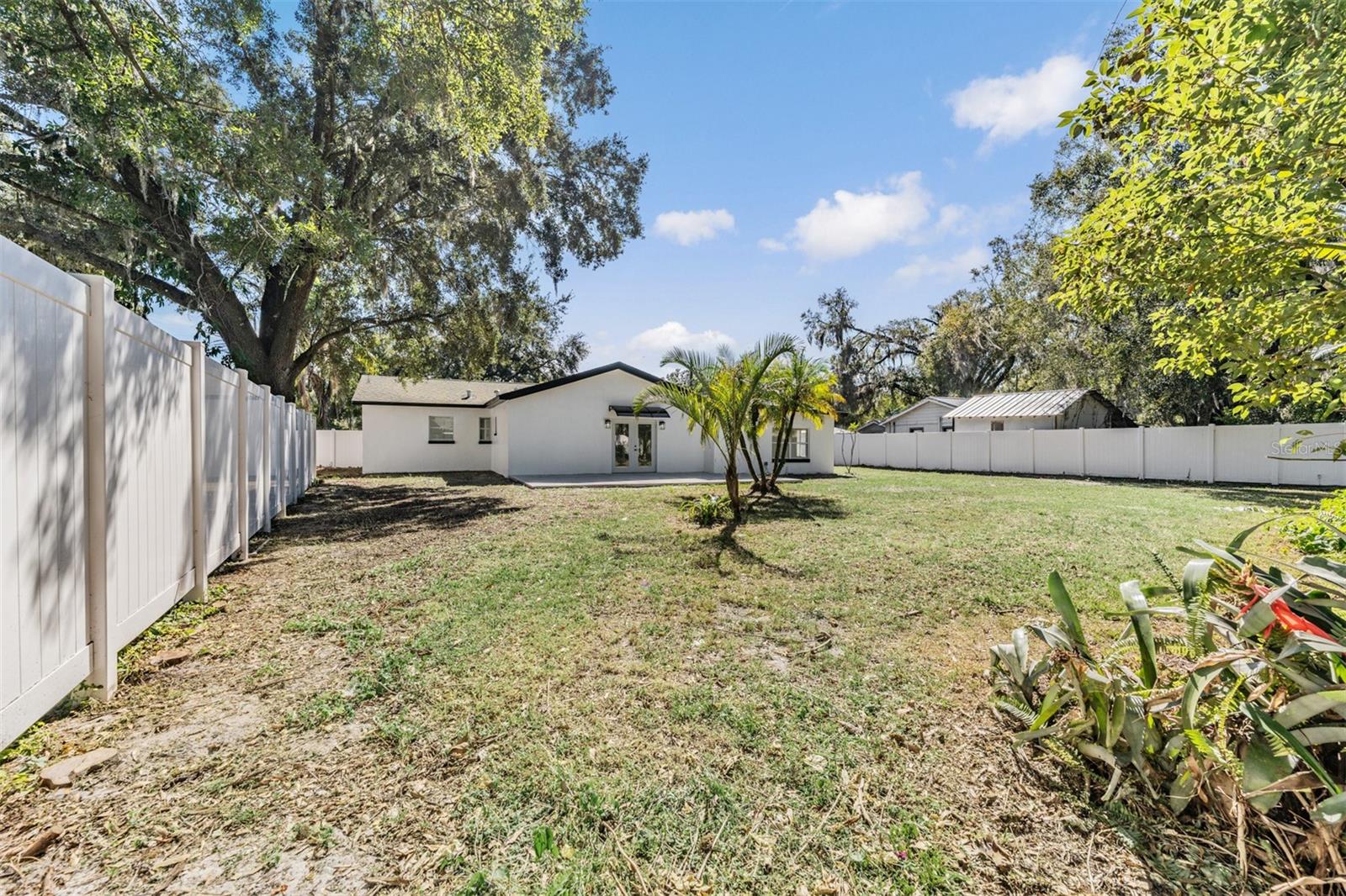 Image 26 of 28 For 1413 May Street