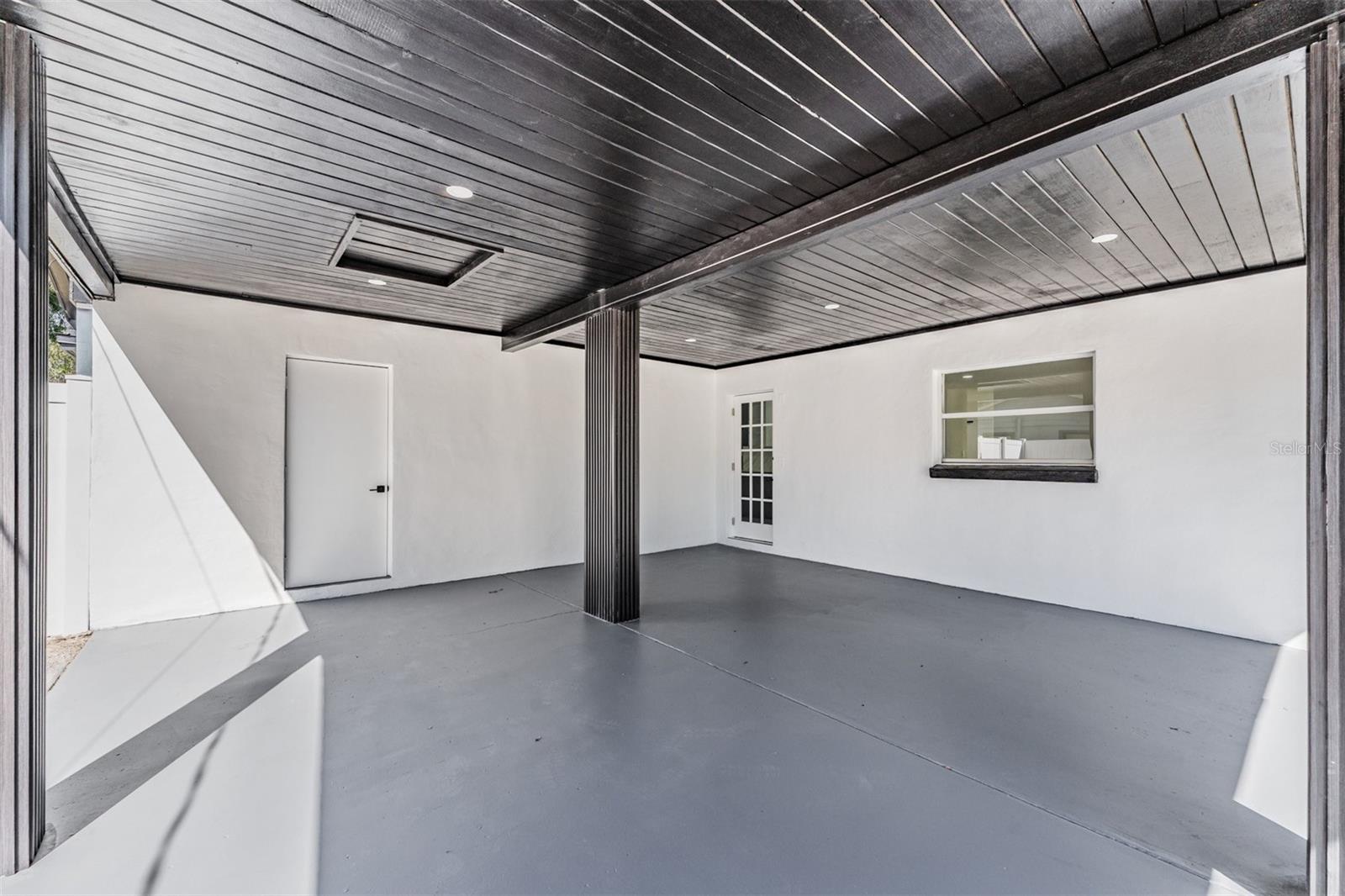 Image 5 of 28 For 1413 May Street